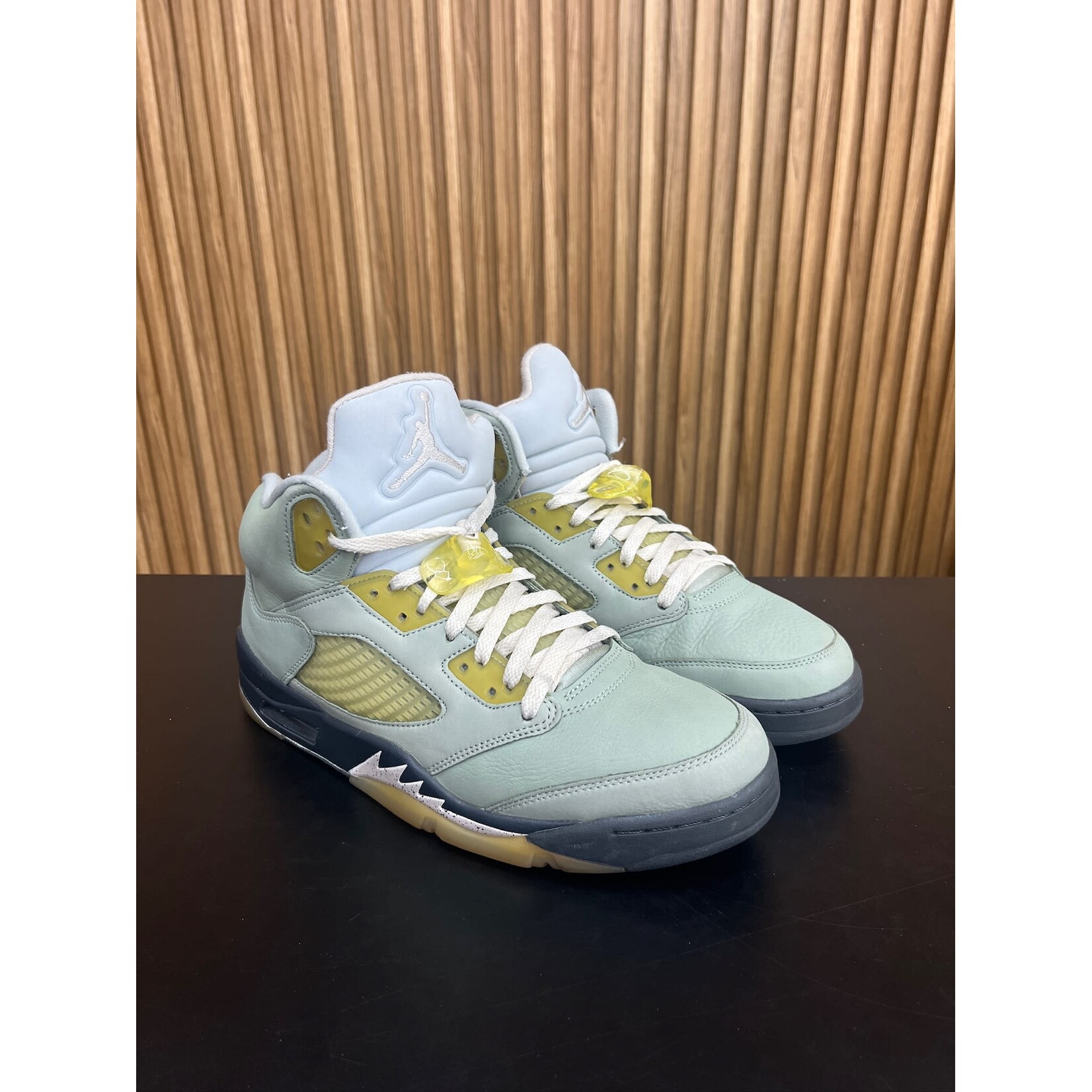 Jordan Jordan 5 Retro Jade Horizon Size 10, PREOWNED NO BOX