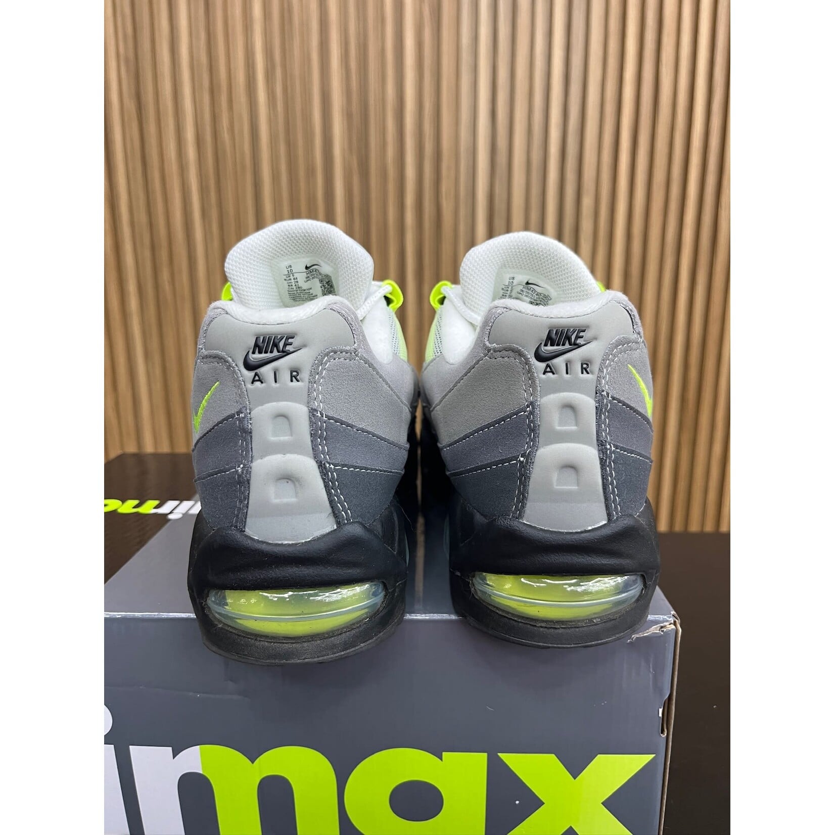 Nike Nike Air Max 95 OG Big Bubble Neon (2025/2026) Size 10, PREOWNED
