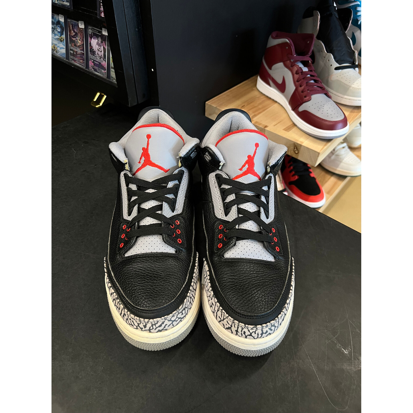 Jordan Jordan 3 Retro Black Cement (2018) Size 14, PREOWNED (PAINT CRACKING)