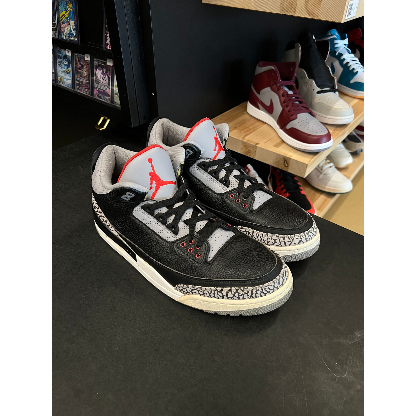Jordan Jordan 3 Retro Black Cement (2018) Size 14, PREOWNED (PAINT CRACKING)