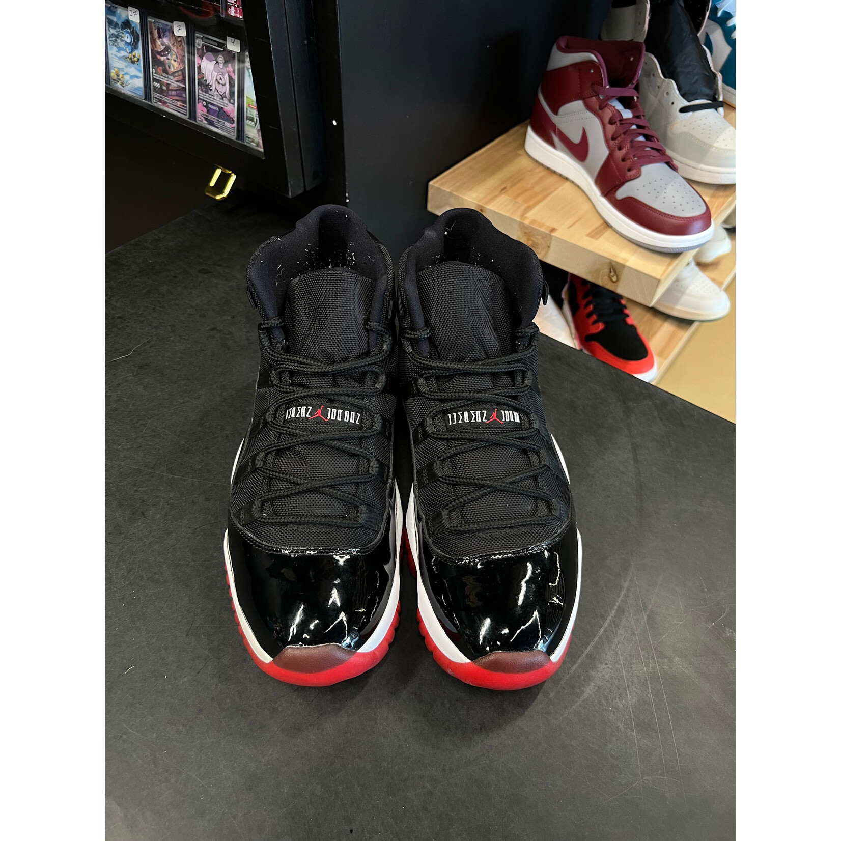 Jordan Jordan 11 Retro Playoffs (2012) Size 13, PREOWNED