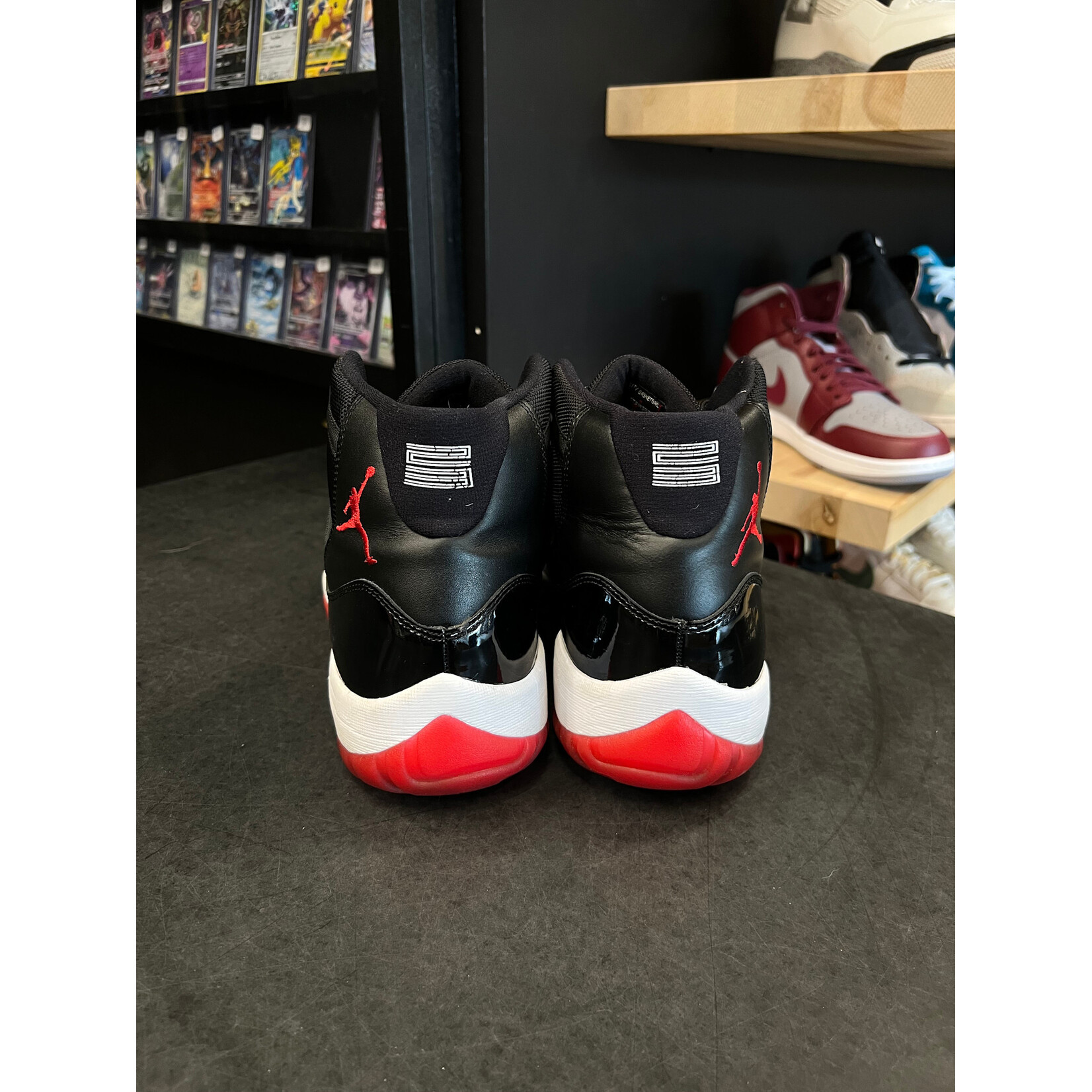 Jordan Jordan 11 Retro Playoffs (2012) Size 13, PREOWNED