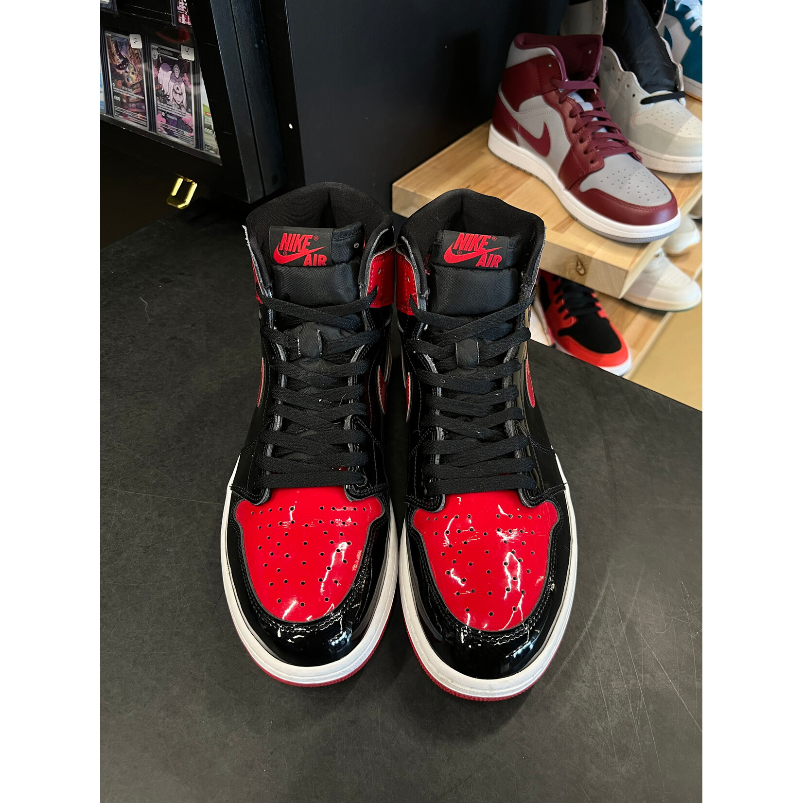 Jordan Jordan 1 Retro High OG Patent Bred Size 13, PREOWNED