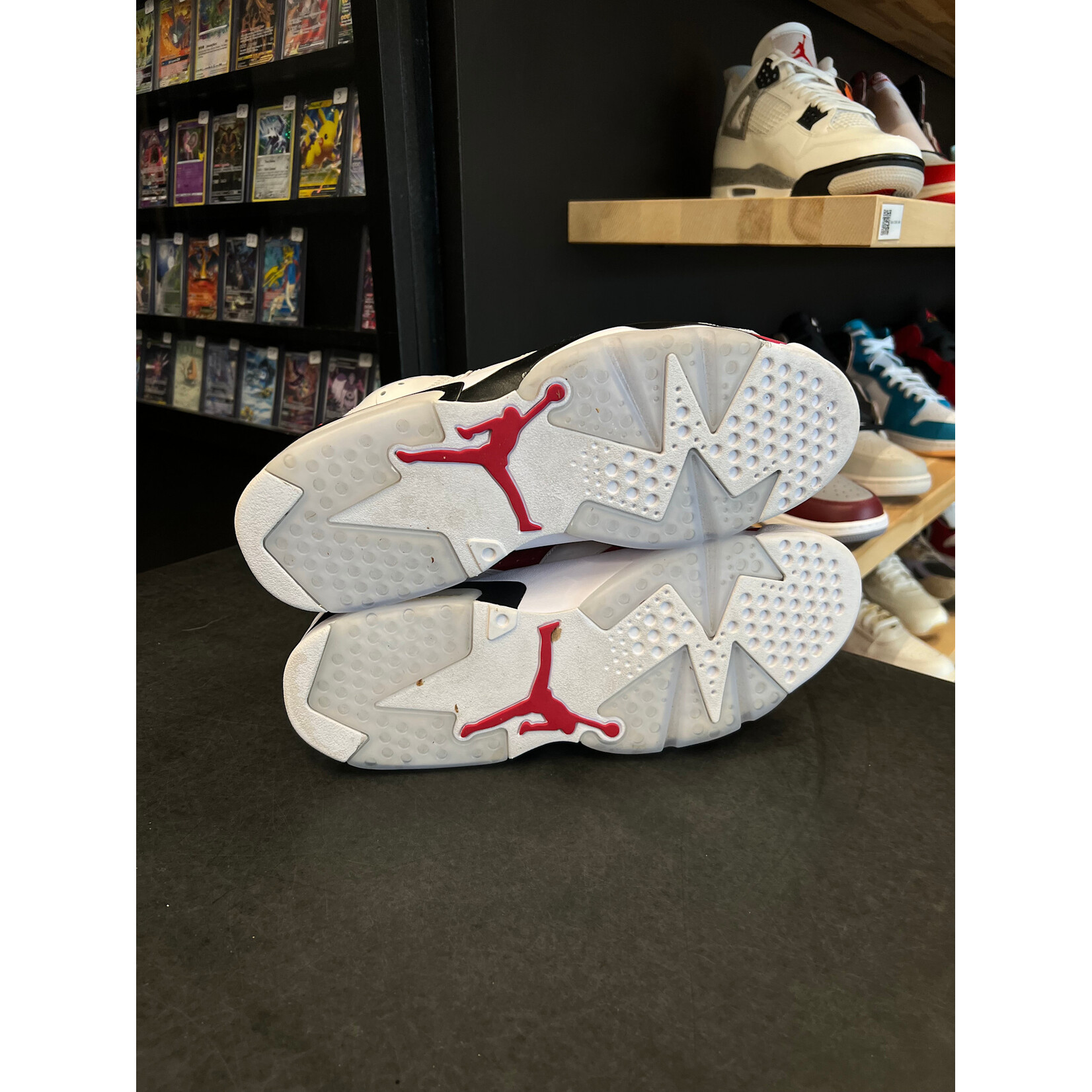 Jordan Jordan 6 Retro Carmine (2021) Size 13, PREOWNED