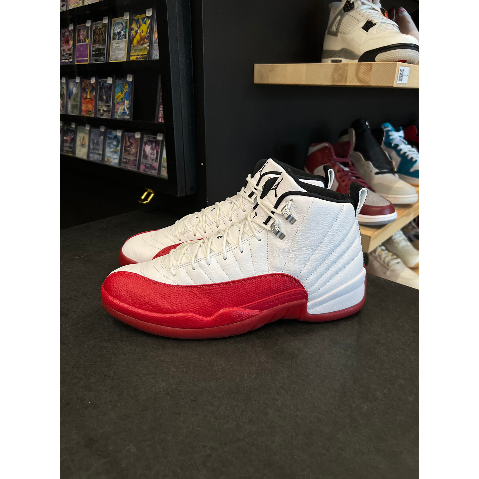 Jordan Jordan 12 Retro Cherry (2023) Size 13, PREOWNED