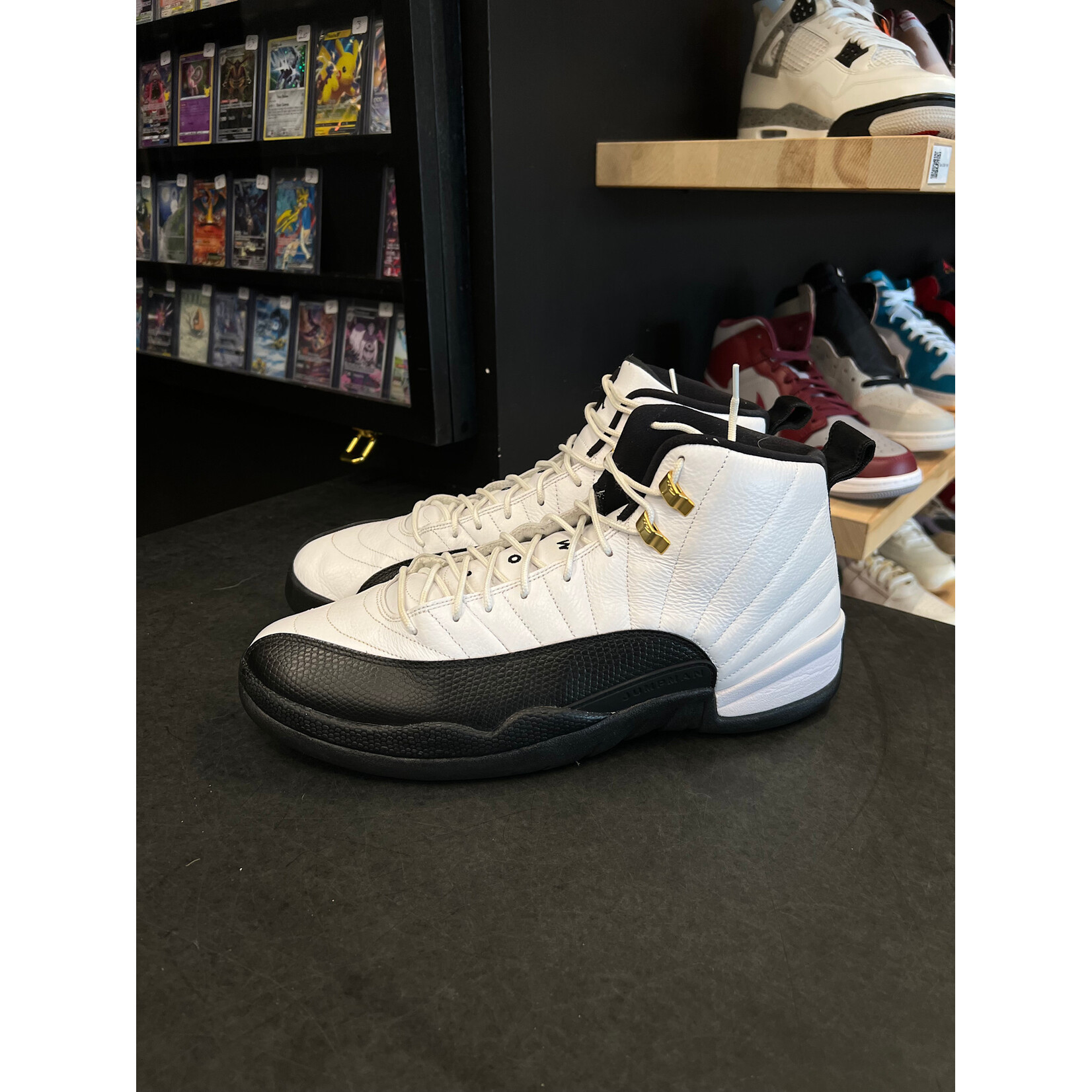 Jordan Jordan 12 Retro Taxi (2013) Size 13, PREOWNED