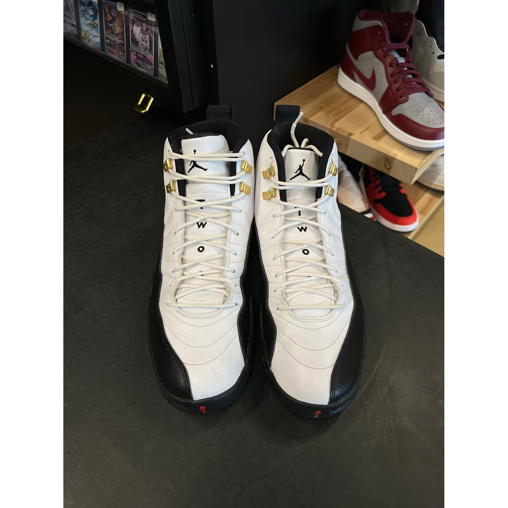 Jordan Jordan 12 Retro Taxi (2013) Size 13, PREOWNED