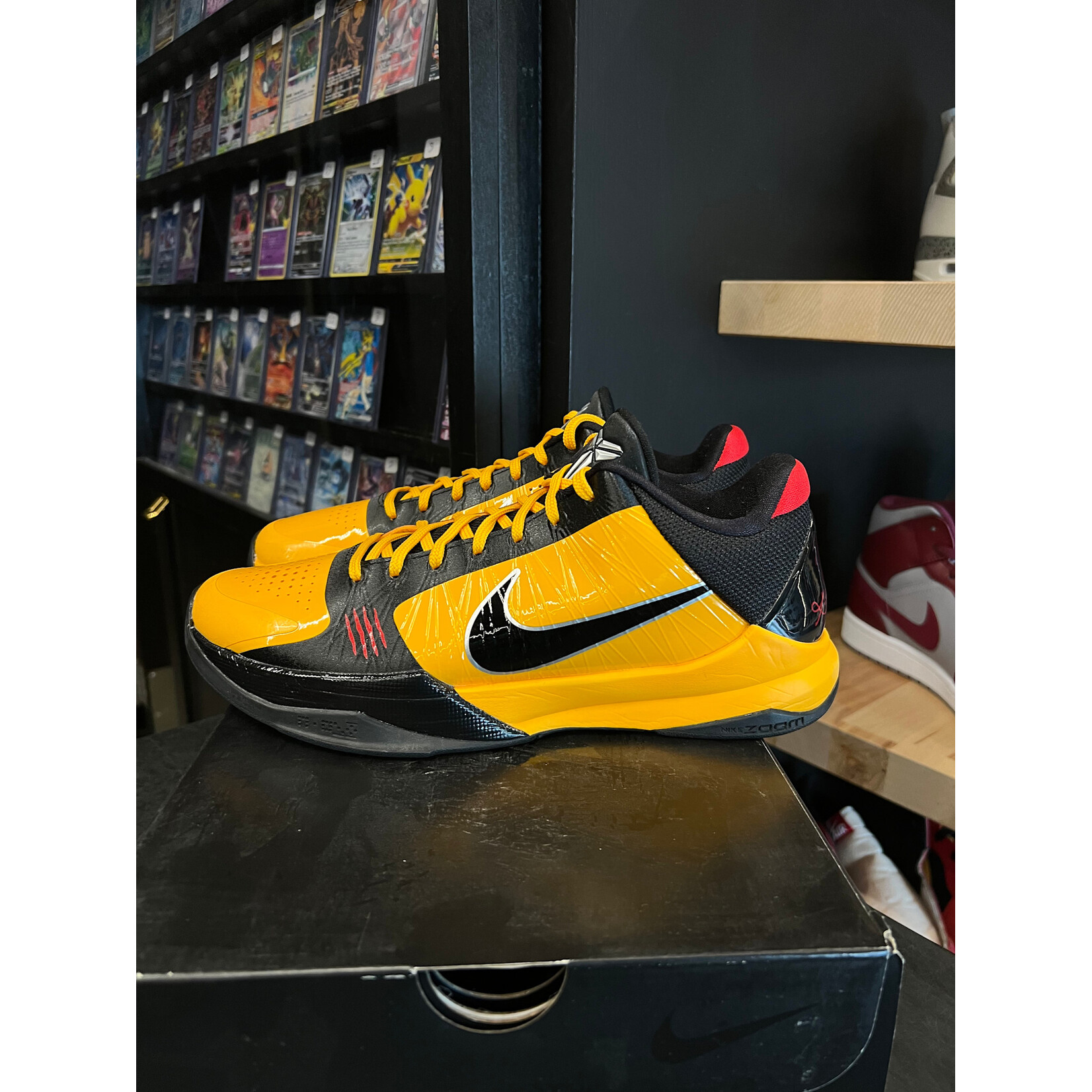Nike Nike Kobe 5 Protro Bruce Lee Size 9, PREOWNED