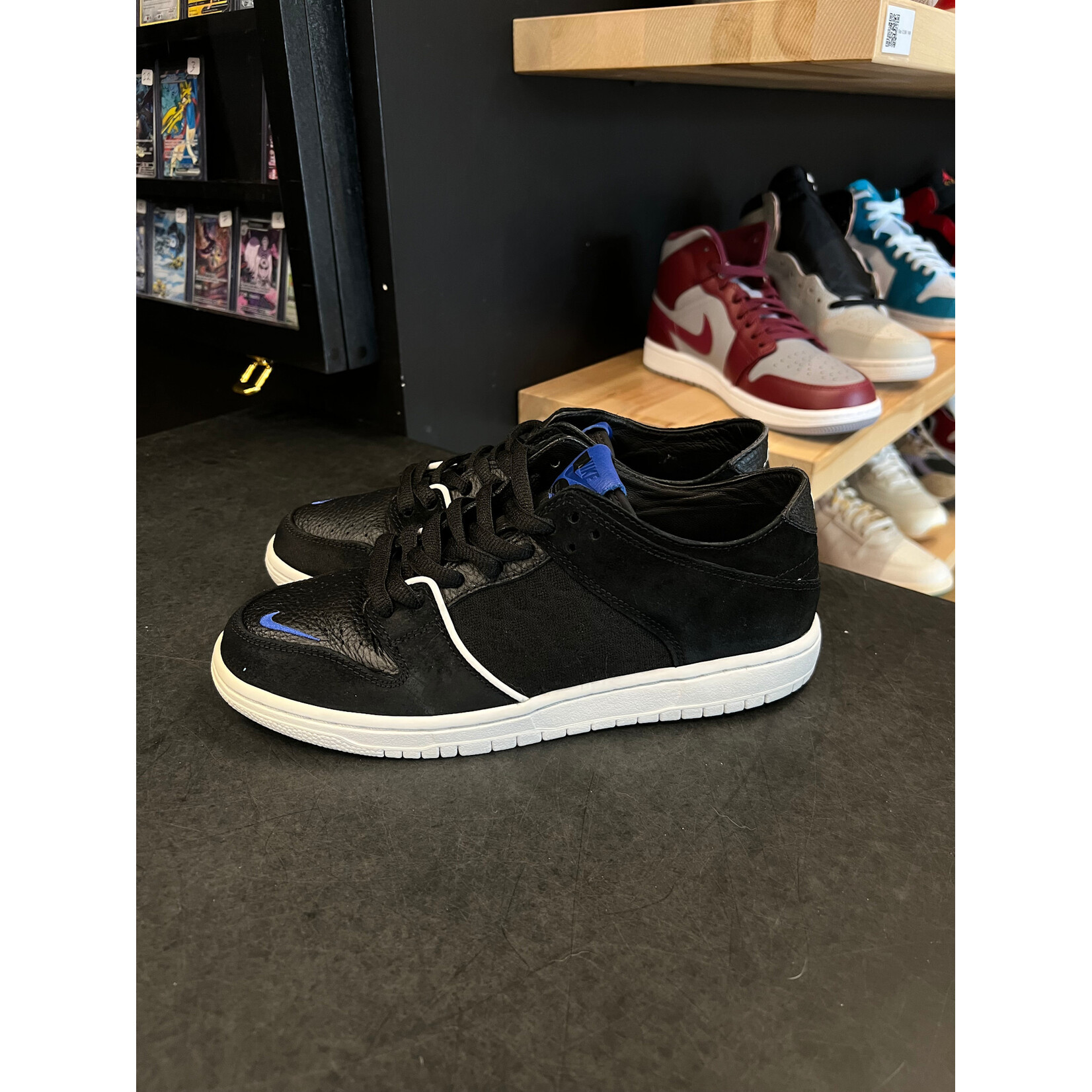 Nike Nike SB Dunk Low Soulland FRI.day Part 02 Size 8, PREOWNED