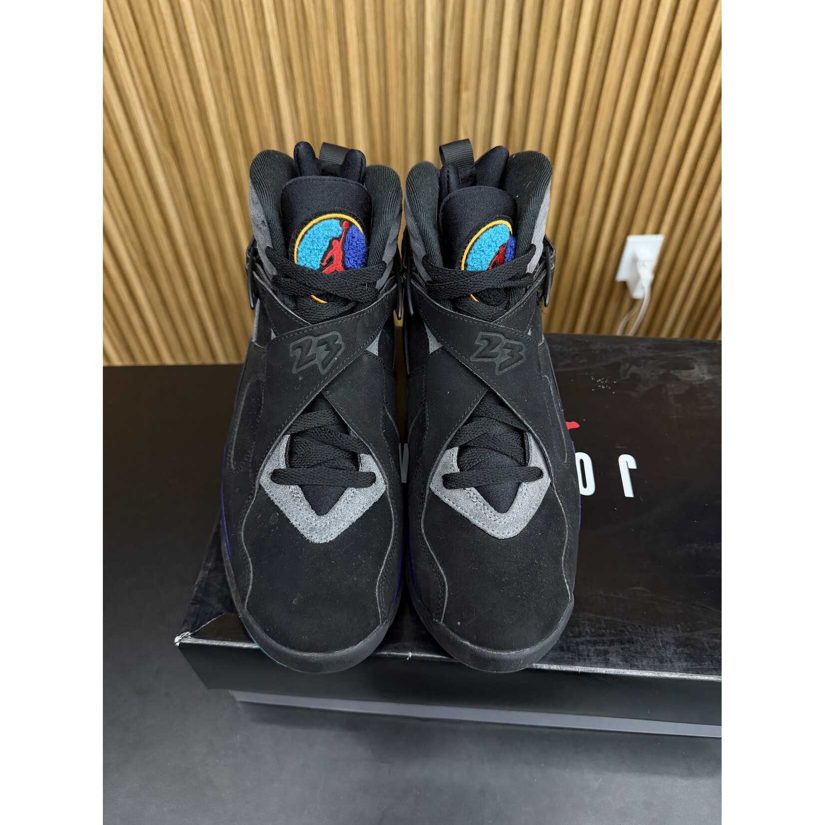 Jordan Jordan 8 Retro Aqua (2025) Size 9, PREOWNED