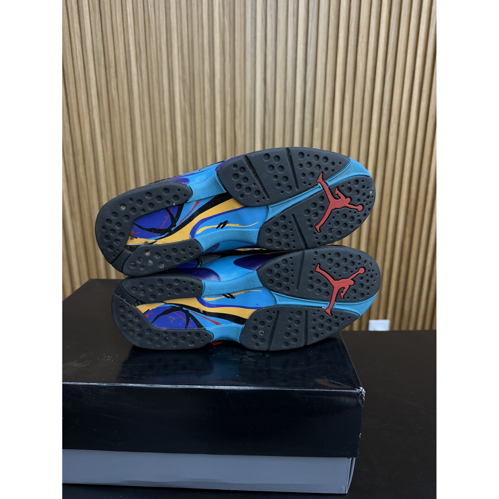 Jordan Jordan 8 Retro Aqua (2025) Size 9, PREOWNED