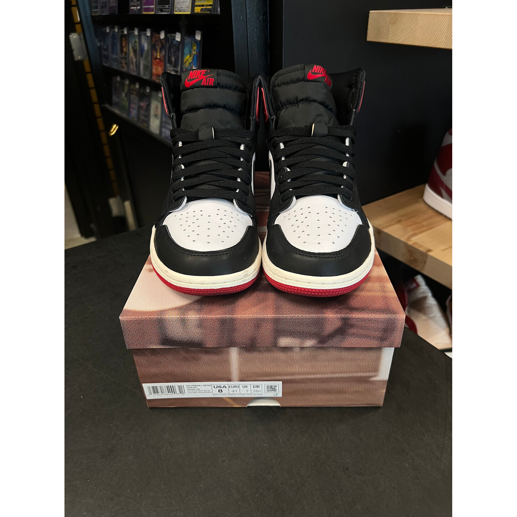 Jordan Jordan 1 Retro High OG Black Toe Reimagined Size 8, PREOWNED