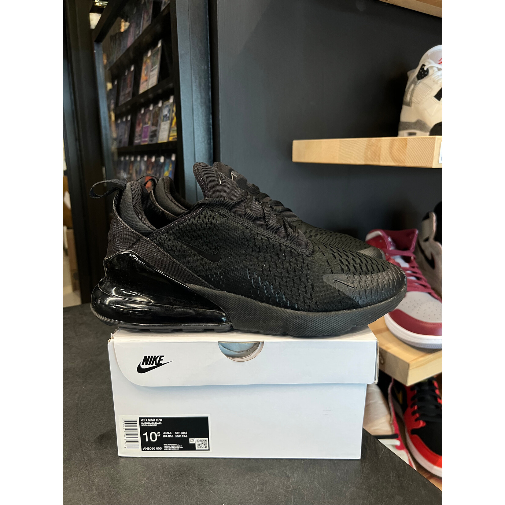 Nike Nike Air Max 270Triple Black Size 10.5, PREOWNED