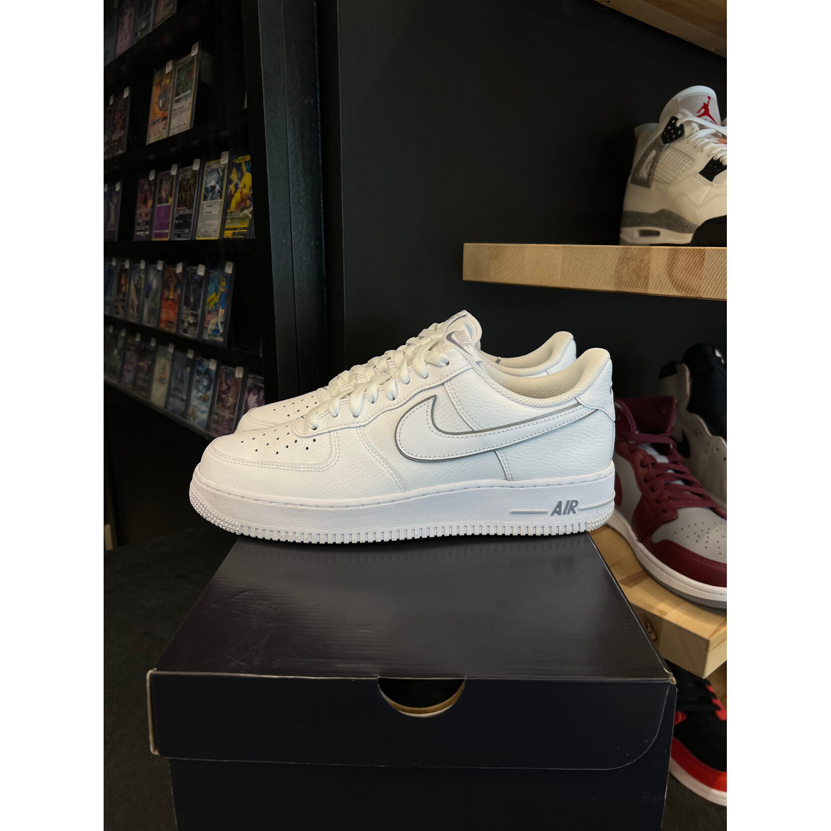 Nike Nike Air Force 1 Low '07 LV8White Silver Wolf Grey Size 9.5, PREOWNED