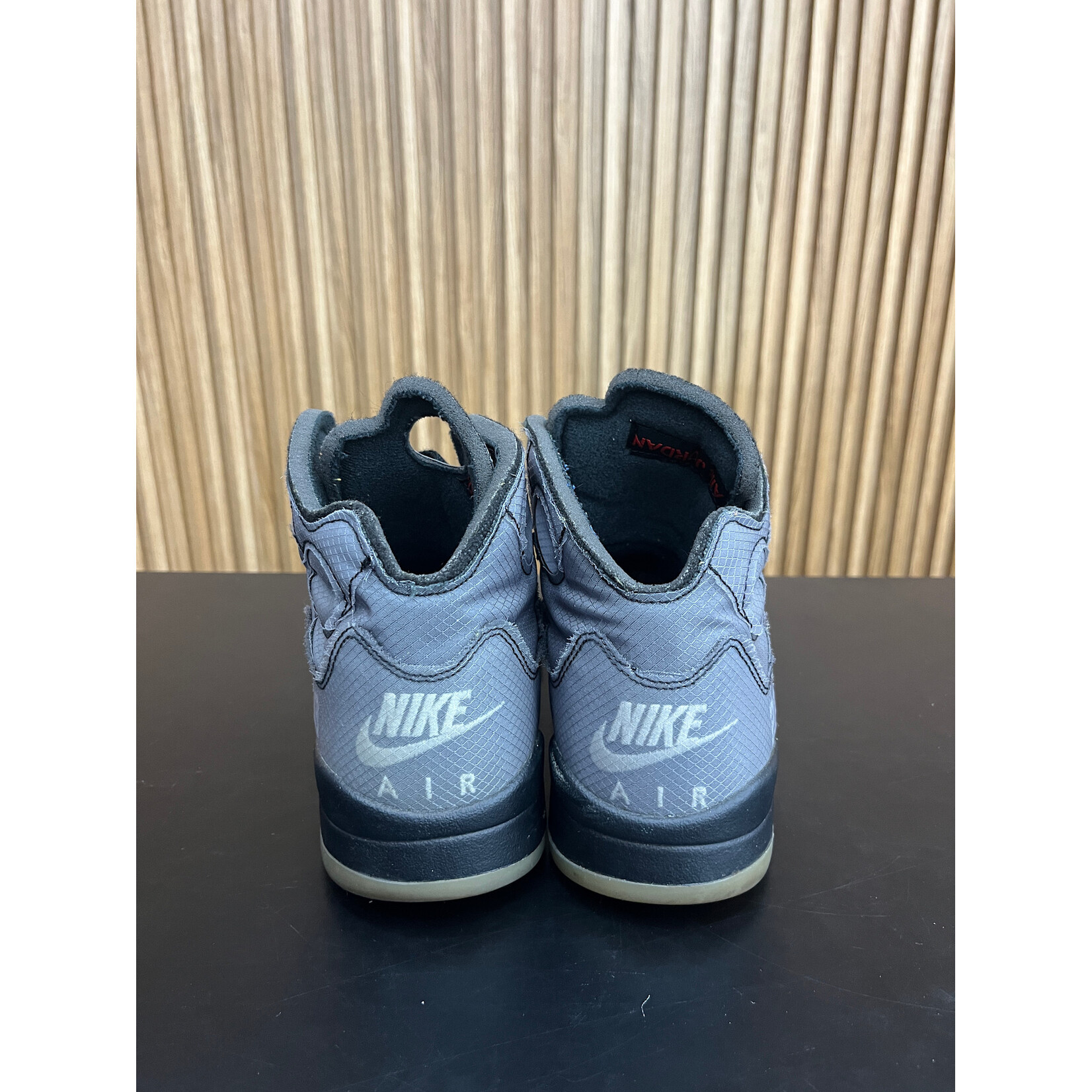 Jordan Jordan 5 Retro Off-White Muslin Size 9.5, PREOWNED NO BOX