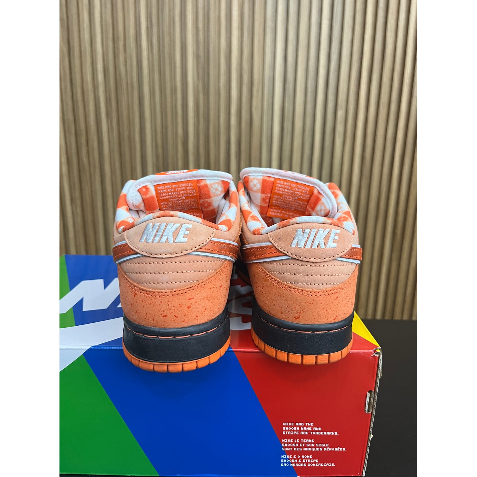 Nike Nike SB Dunk Low Concepts Orange Lobster Size 10, PREOWNED