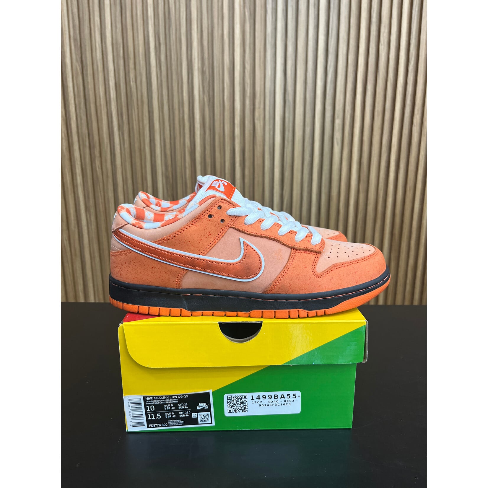Nike Nike SB Dunk Low Concepts Orange Lobster Size 10, PREOWNED