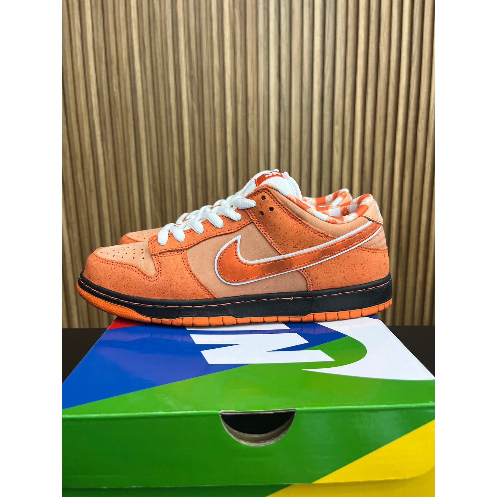 Nike Nike SB Dunk Low Concepts Orange Lobster Size 10, PREOWNED