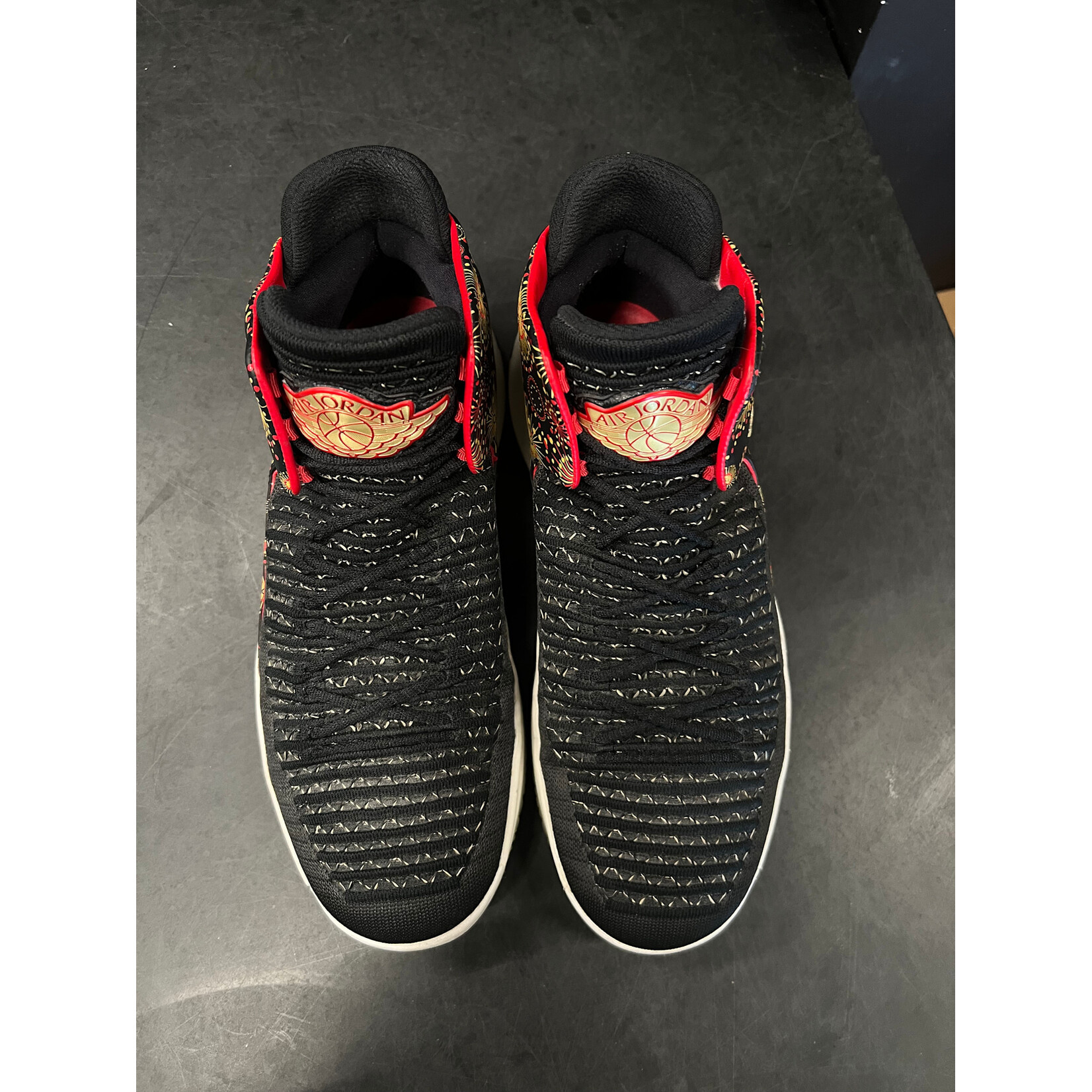 Jordan Jordan XXXII Chinese New Year (2018) Size 9, PREOWNED NO BOX