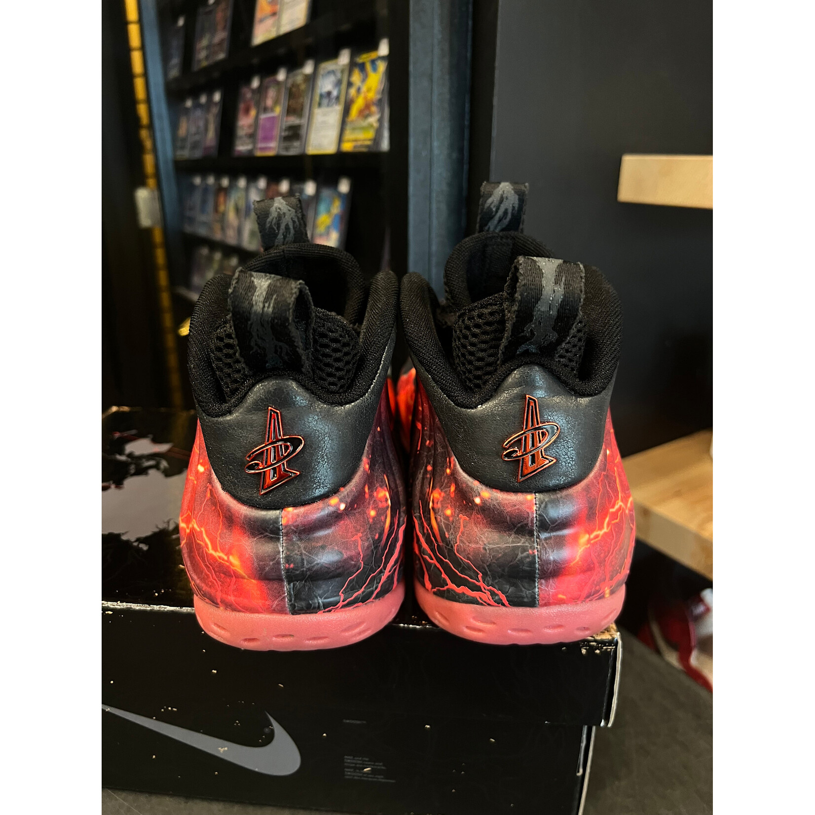 Nike Nike Air Foamposite One Stranger Things Size 10, PREOWNED