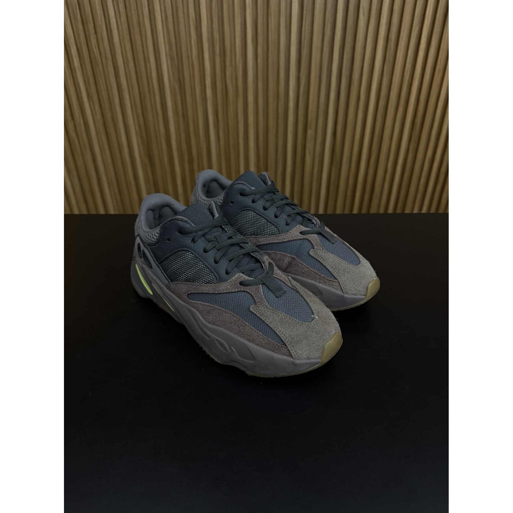 Adidas adidas Yeezy Boost 700 Mauve Size 8.5, PREOWNED NO BOX