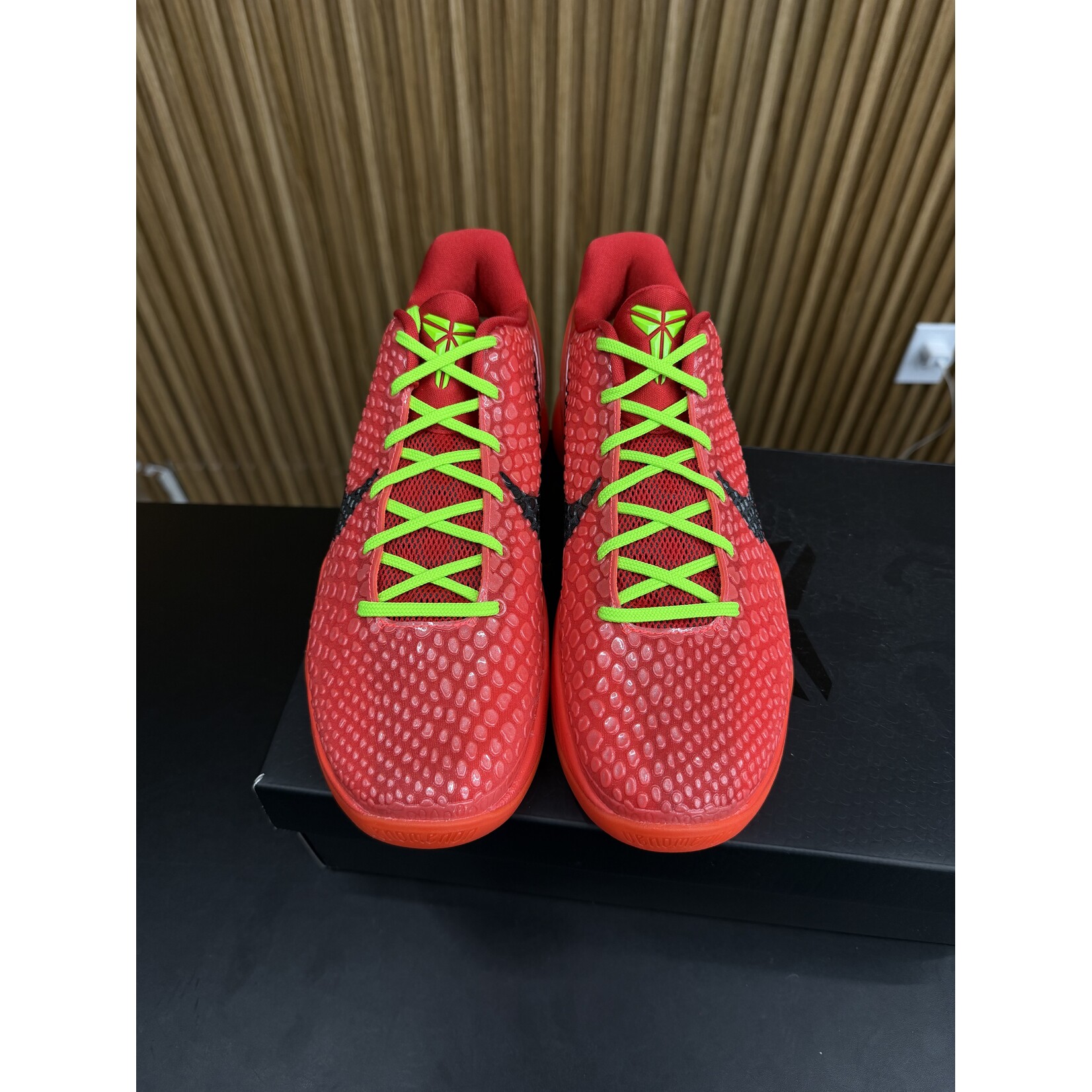 Nike Nike Kobe 6 Protro Reverse Grinch Size 8.5, PREOWNED TRIED ON