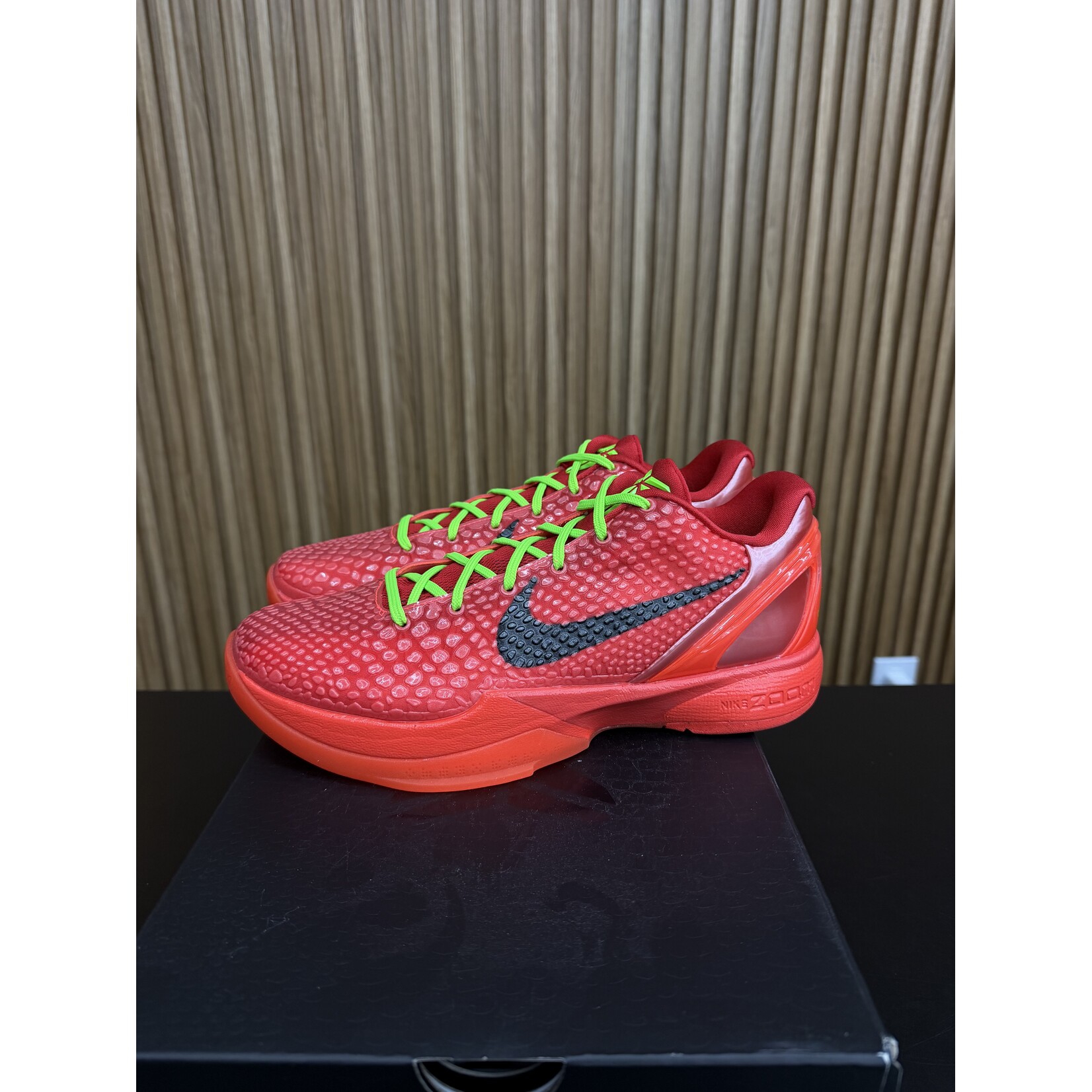 Nike Nike Kobe 6 Protro Reverse Grinch Size 8.5, PREOWNED TRIED ON