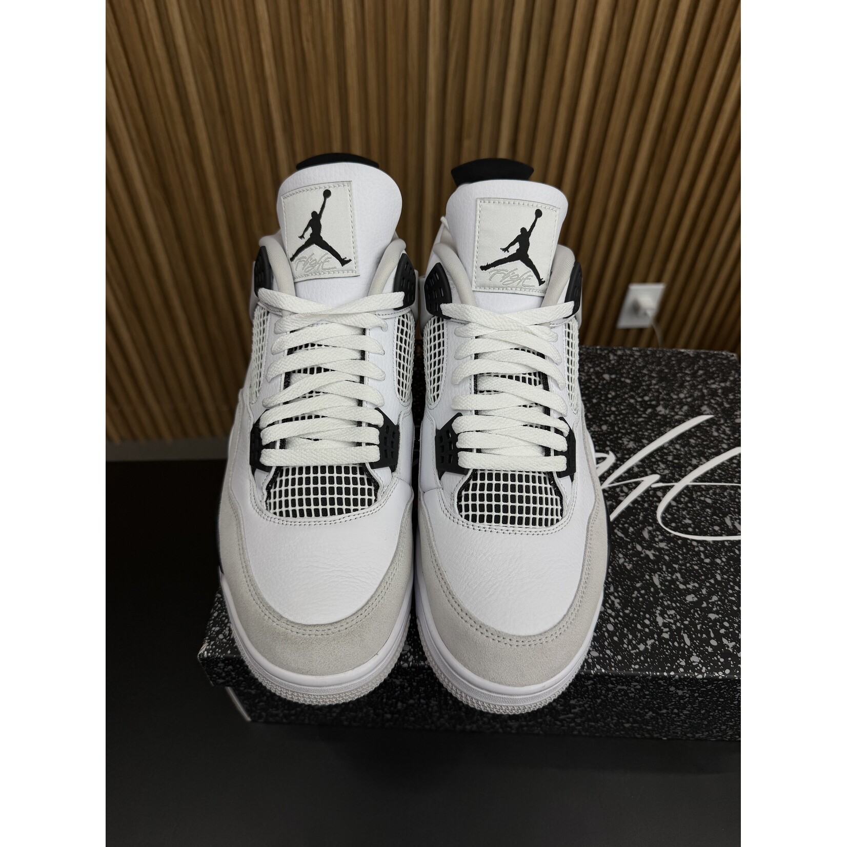 Jordan Jordan 4 Retro Military Black Size 13, PREOWNED