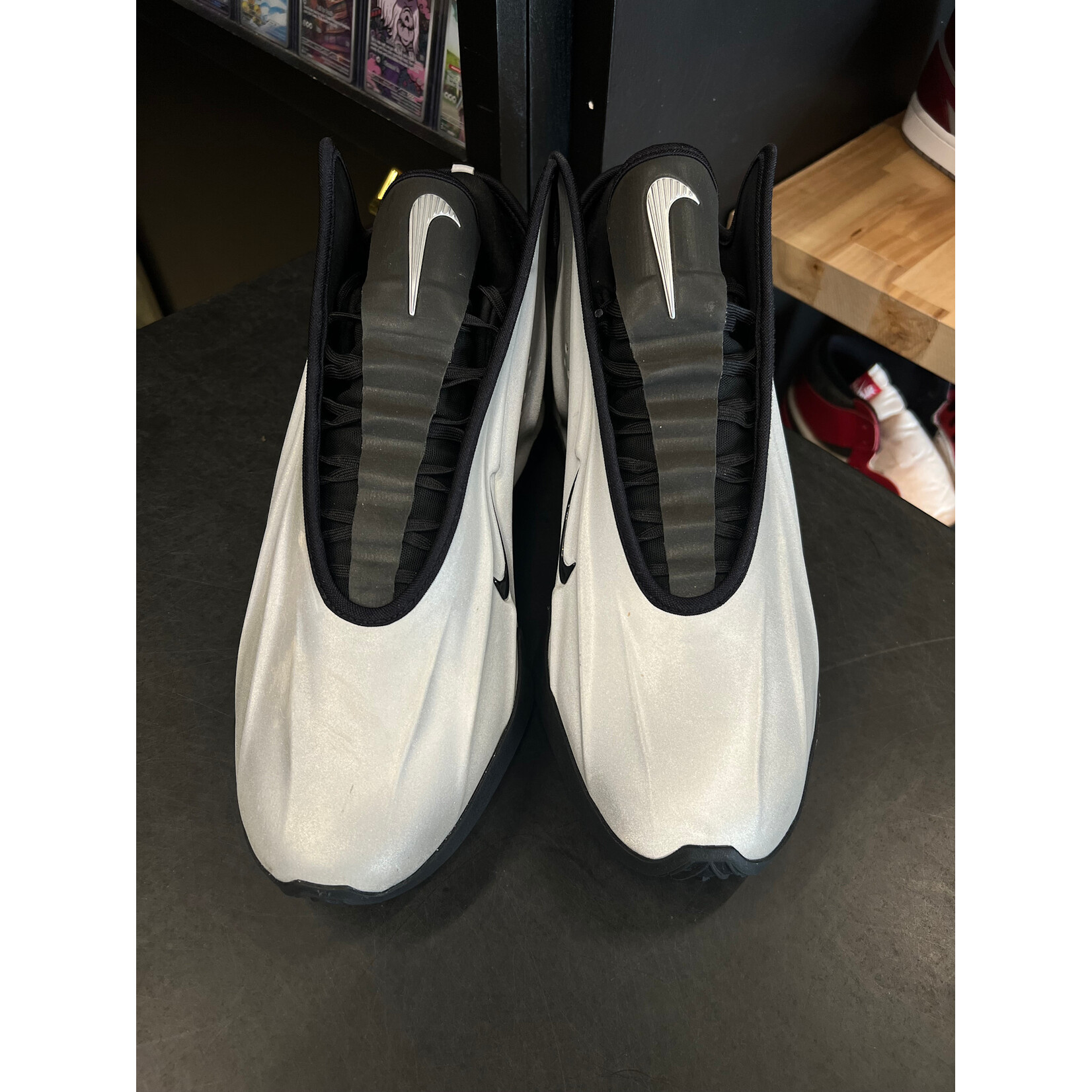 Nike Nike GT Future Metallic Silver Size 11.5, PREOWNED