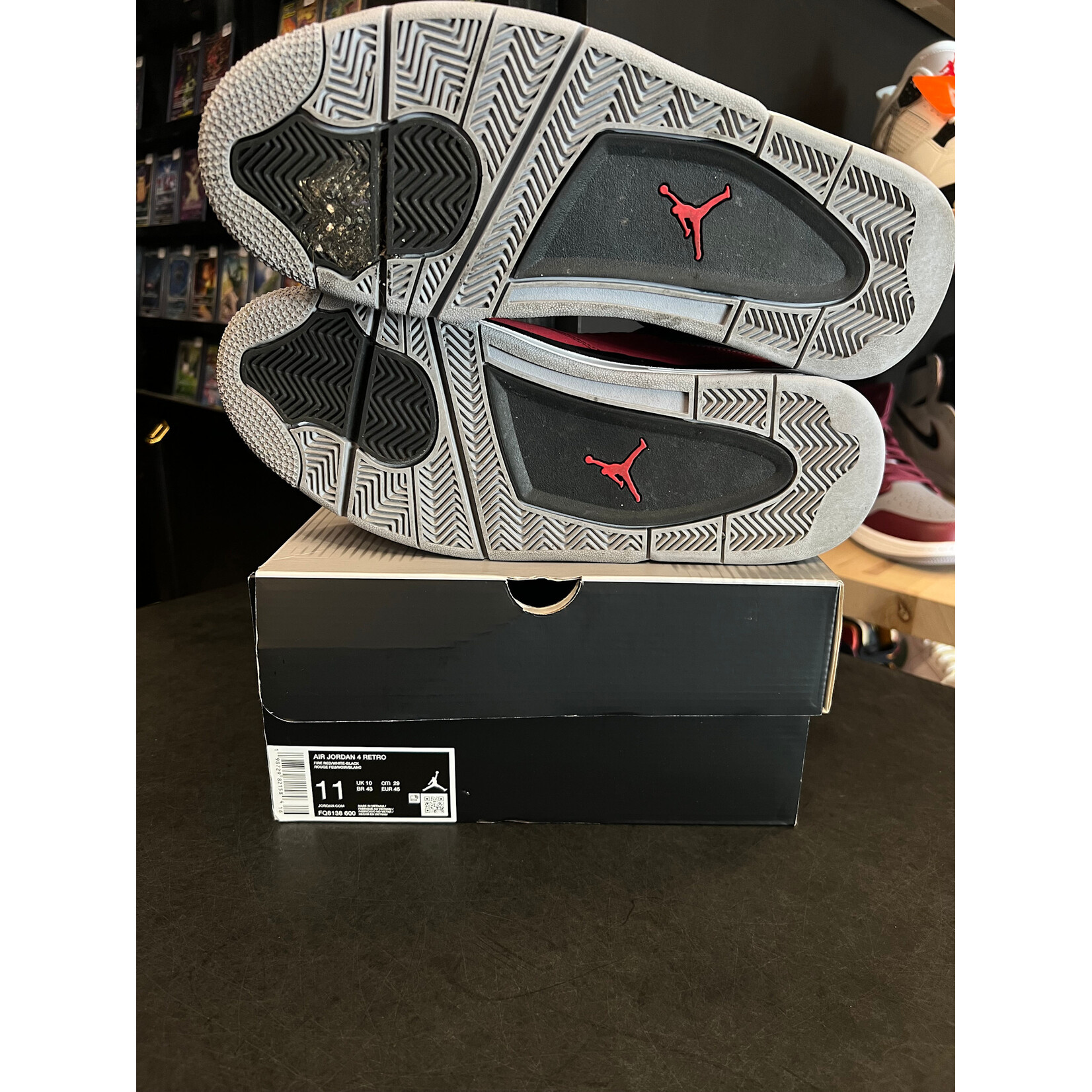 Jordan Jordan 4 Retro Toro Bravo (2026) Size 11, PREOWNED