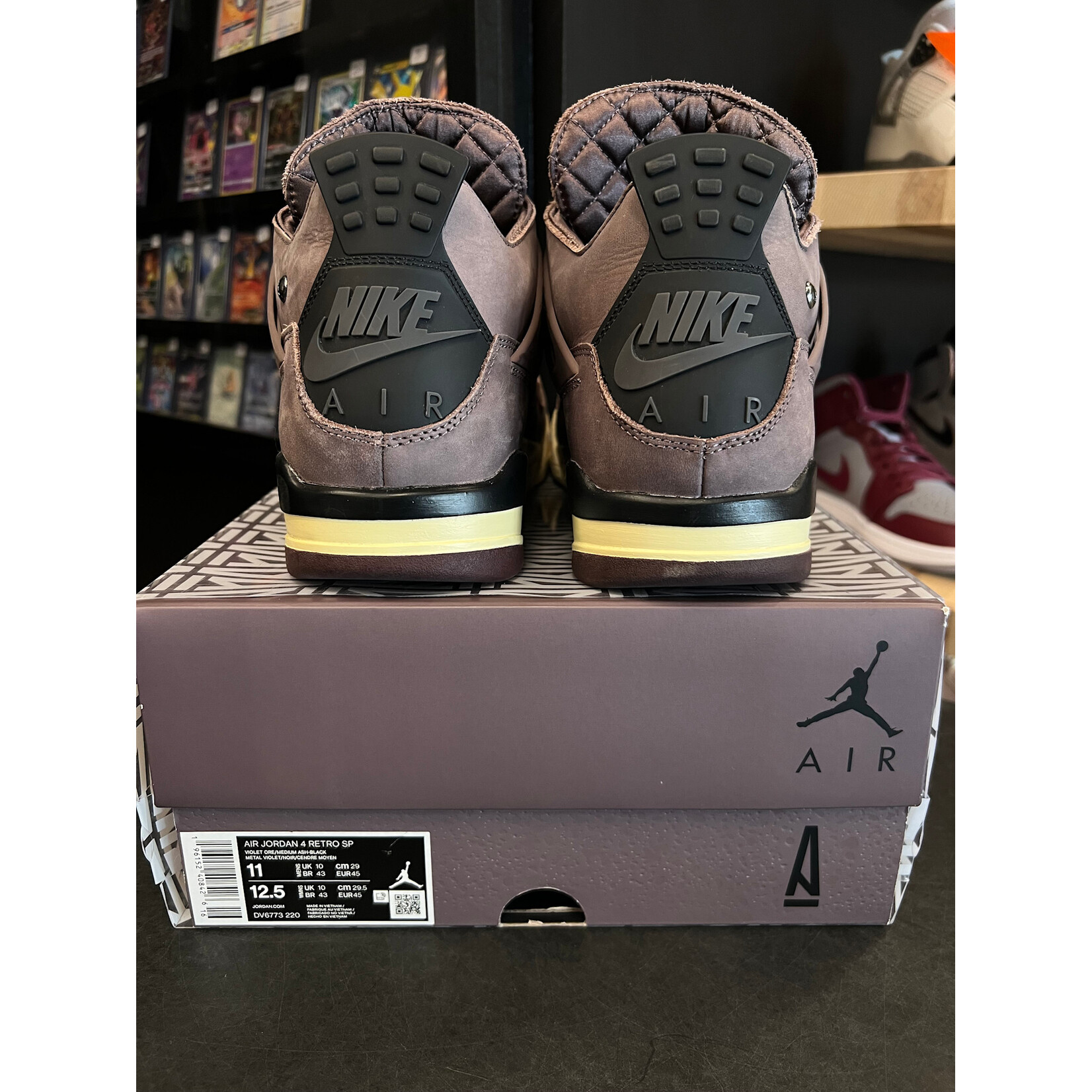 Jordan Jordan 4 Retro SP A Ma Maniére Violet Ore Size 11, PREOWNED