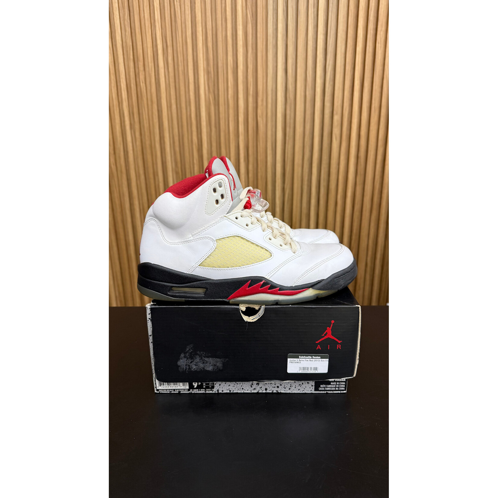 Jordan Jordan 5 Retro Fire Red (2013) Size 9.5, PREOWNED