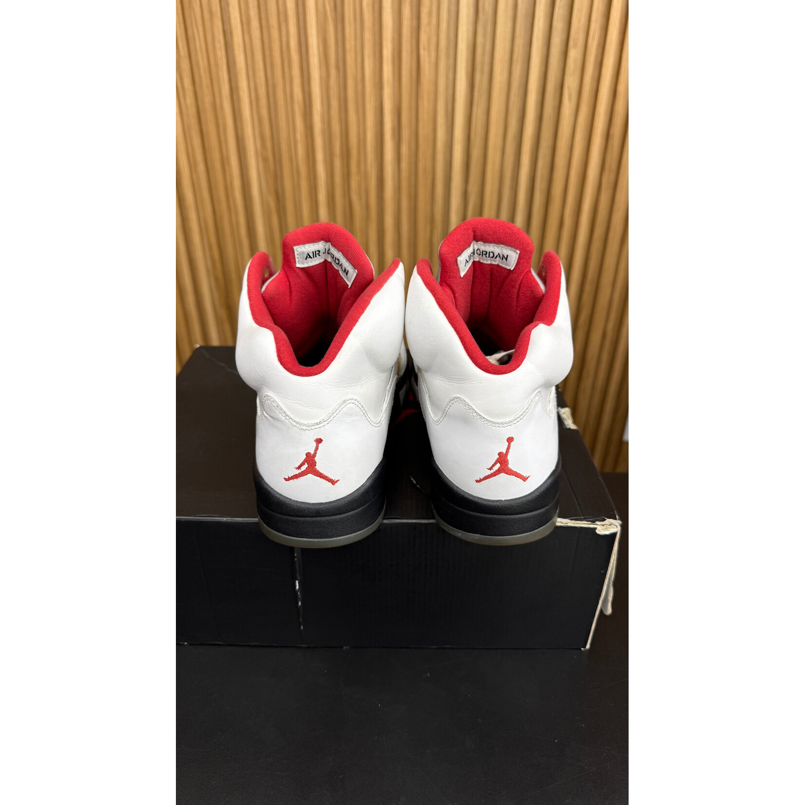 Jordan Jordan 5 Retro Fire Red (2013) Size 9.5, PREOWNED
