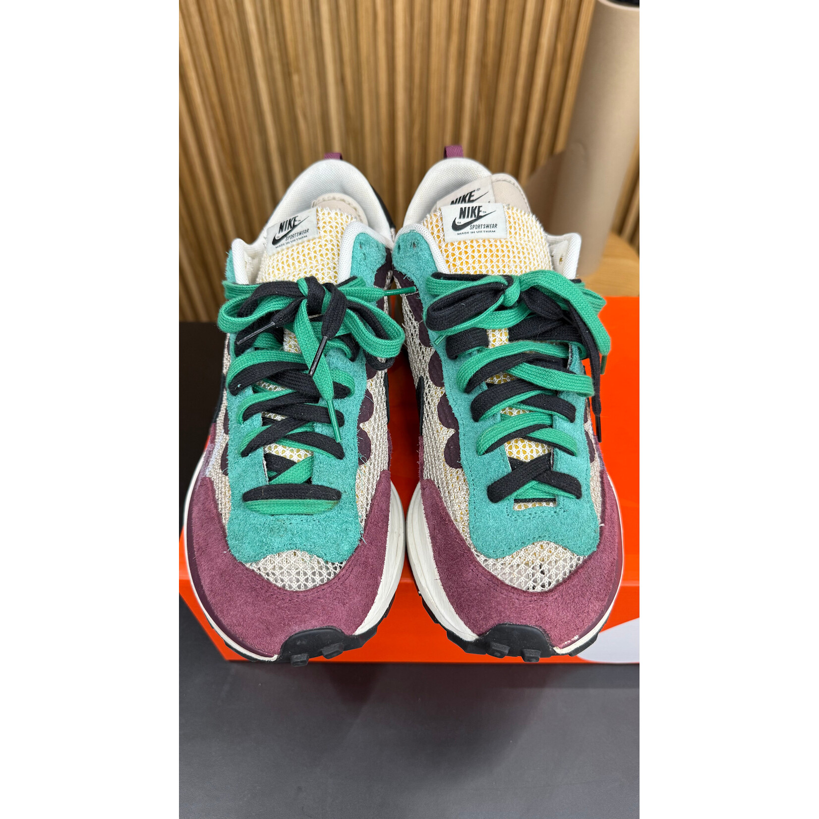 Nike Nike Vaporwaffle sacai Villain Red Neptune Green Size 10.5, PREOWNED