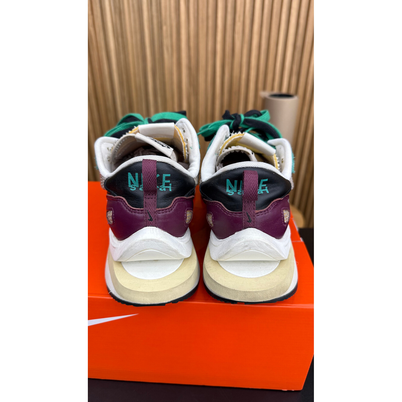 Nike Nike Vaporwaffle sacai Villain Red Neptune Green Size 10.5, PREOWNED