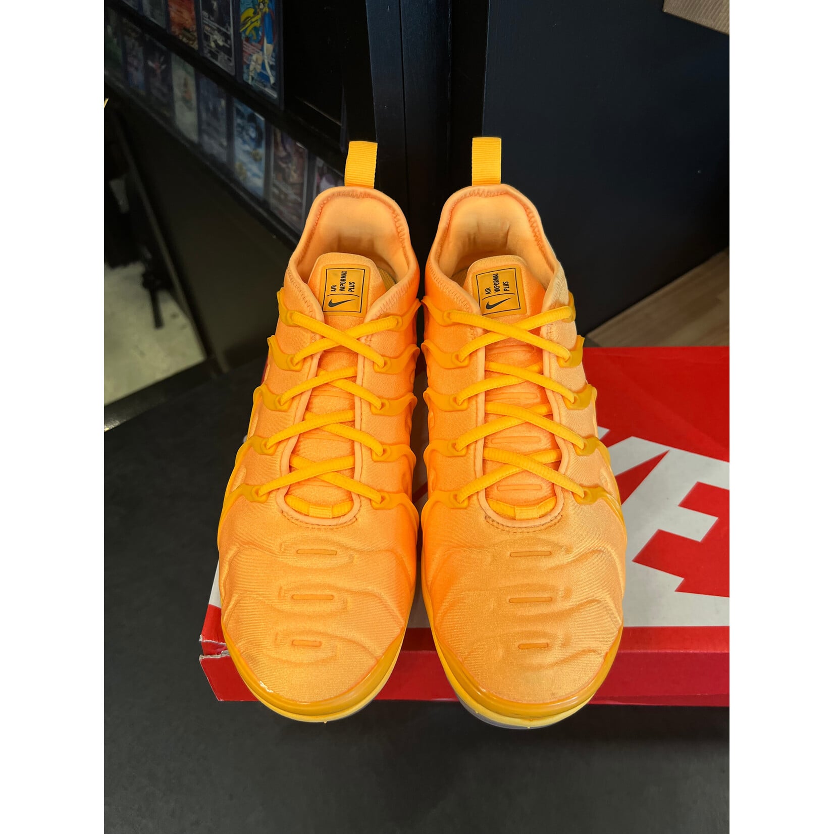 Nike Nike Air VaporMax Plus Orange (Women's) Size 9W, PREOWNED