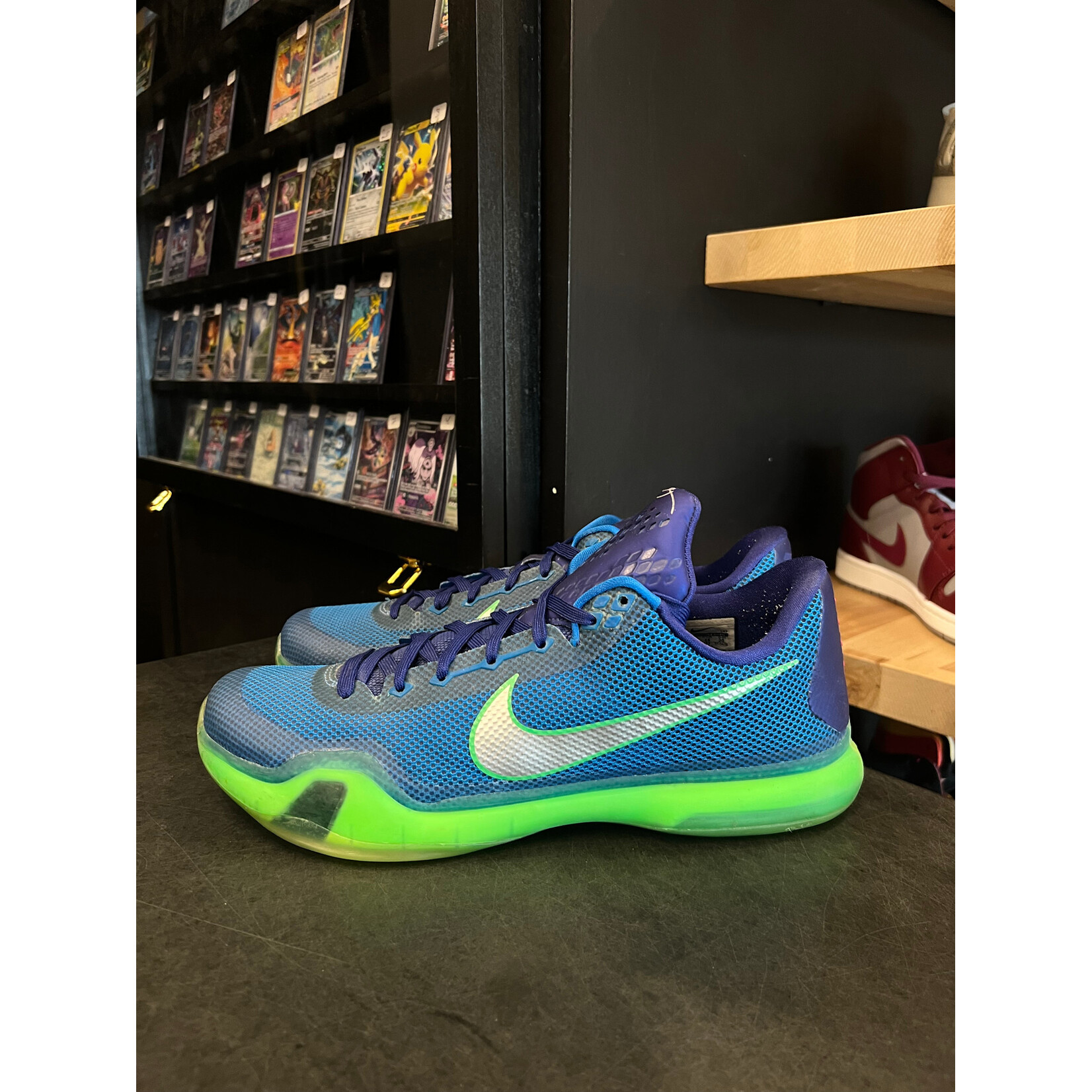 Nike Nike Kobe 10 Emerald City Size 12, PREOWNED