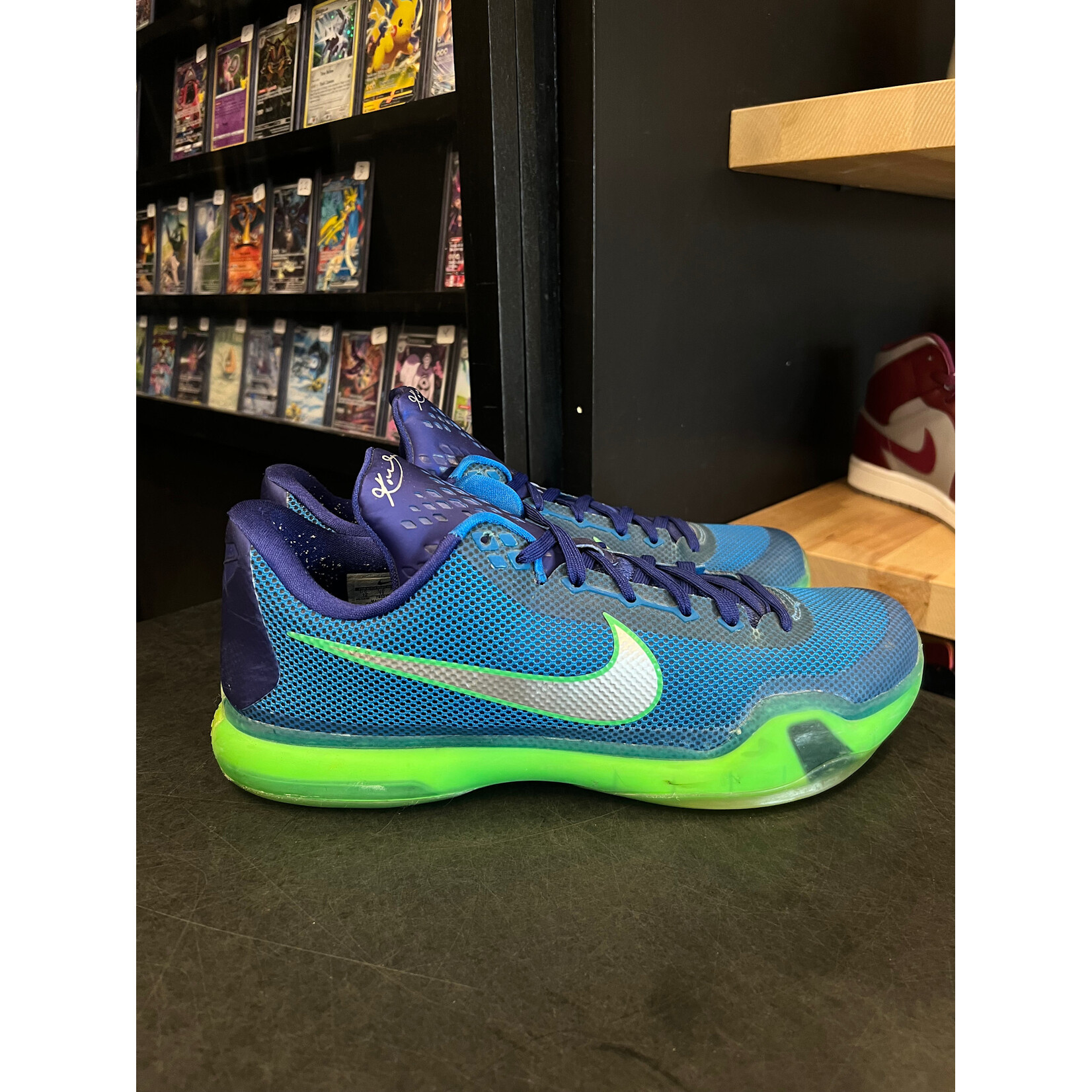 Nike Nike Kobe 10 Emerald City Size 12, PREOWNED