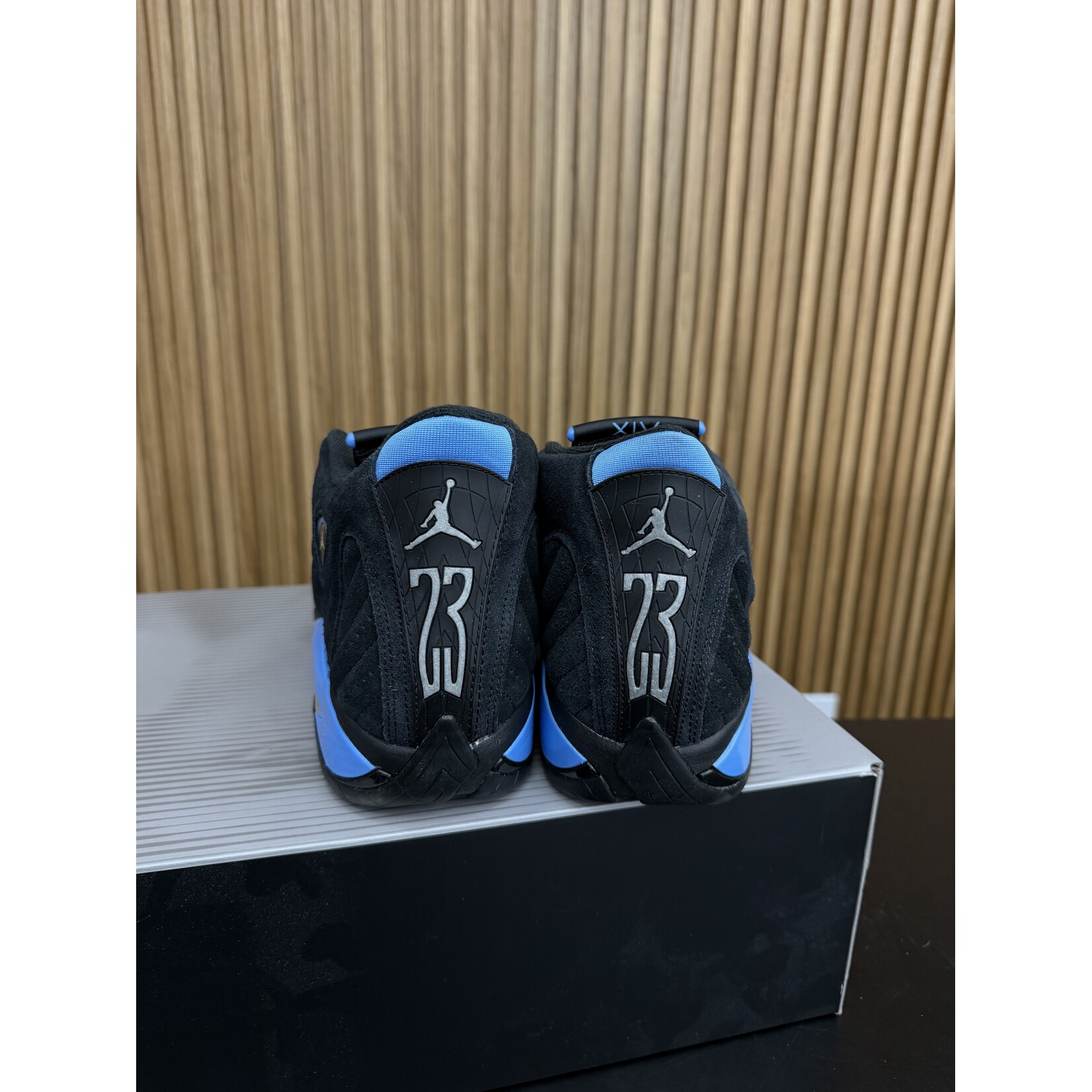 Jordan Jordan 14 Retro Black University Blue (2026) Size 12, PREOWNED*