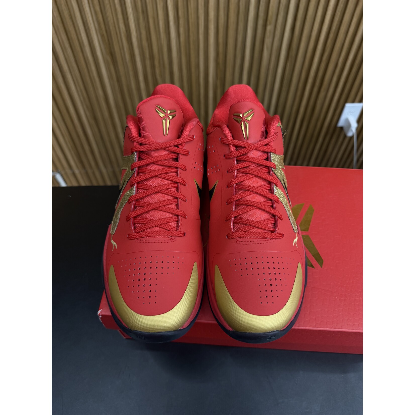 Nike Nike Kobe 5 Protro Year of the Mamba University Red Size 9, PREOWNED*