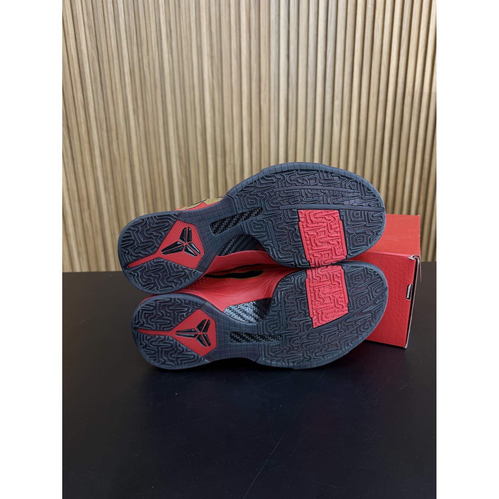 Nike Nike Kobe 5 Protro Year of the Mamba University Red Size 9, PREOWNED*
