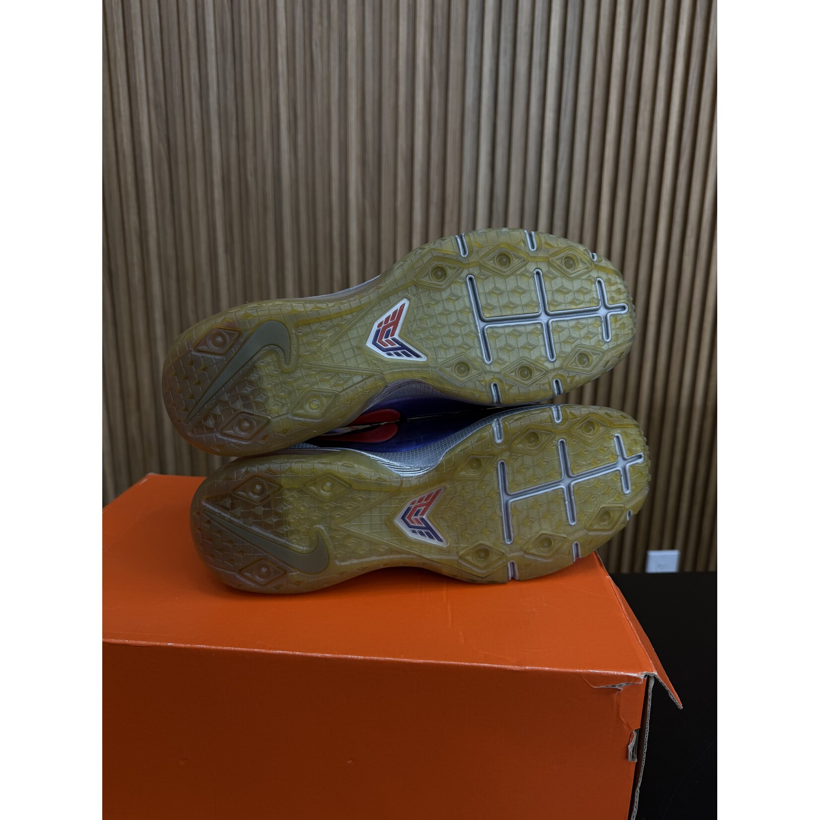 Nike Nike CJ81 Trainer Max Megatron Size 10.5, DS BRAND NEW
