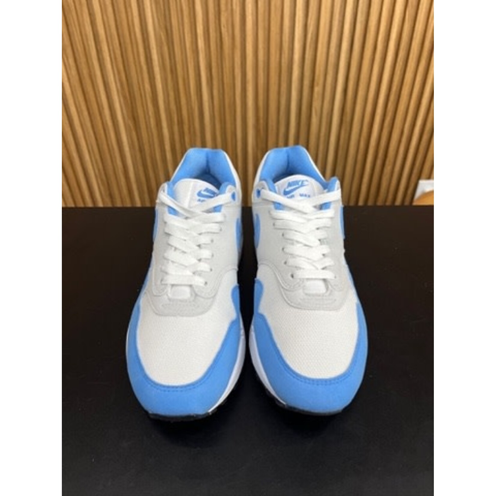 Nike Nike Air Max 1 White Universirty Blue Size 10, PREOWNED NO BOX