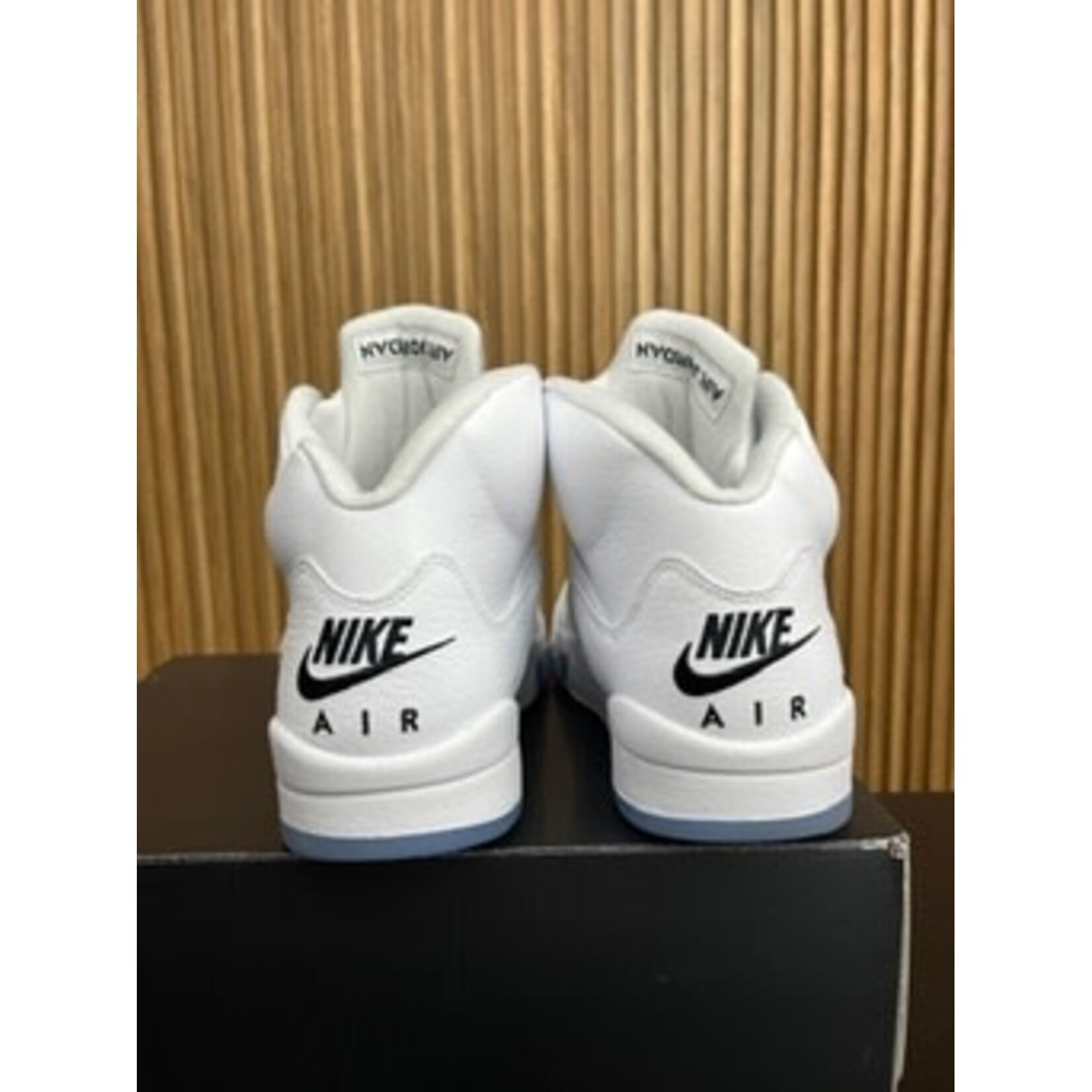 Jordan Jordan 5 Retro White Metallic (2026) Size 10, PREOWNED