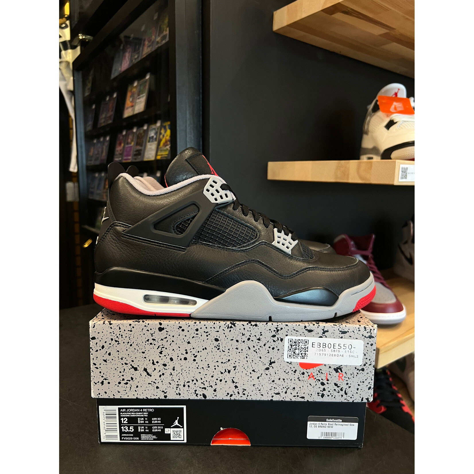 Jordan Jordan 4 Retro Bred Reimagined Size 12, PREOWNED