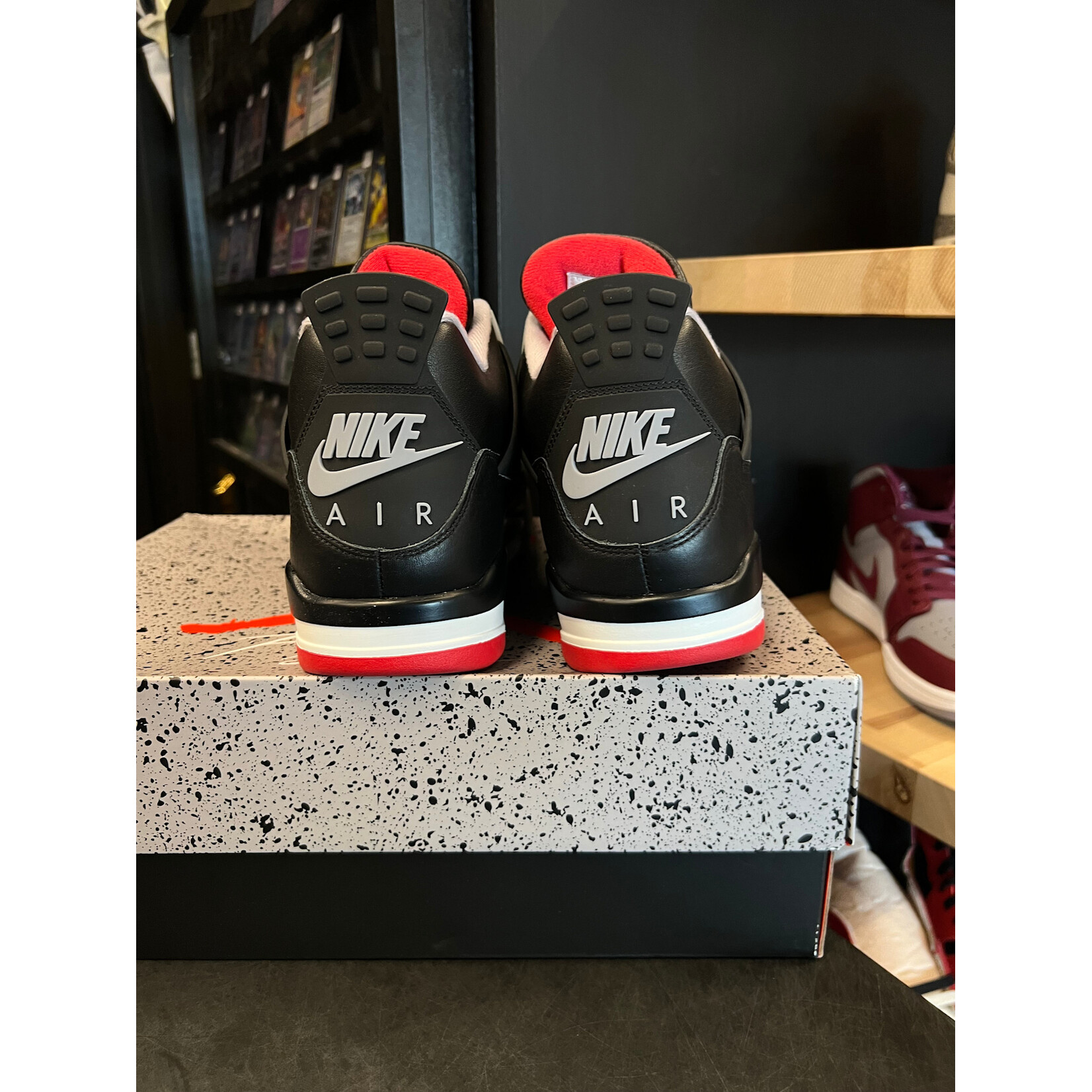 Jordan Jordan 4 Retro Bred Reimagined Size 12, PREOWNED