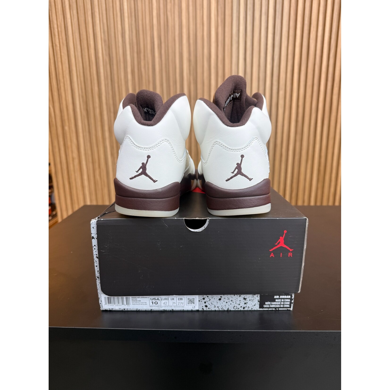 Jordan Jordan 5 Retro Golden Ticket (Women's) Size 10W, PREOWNED