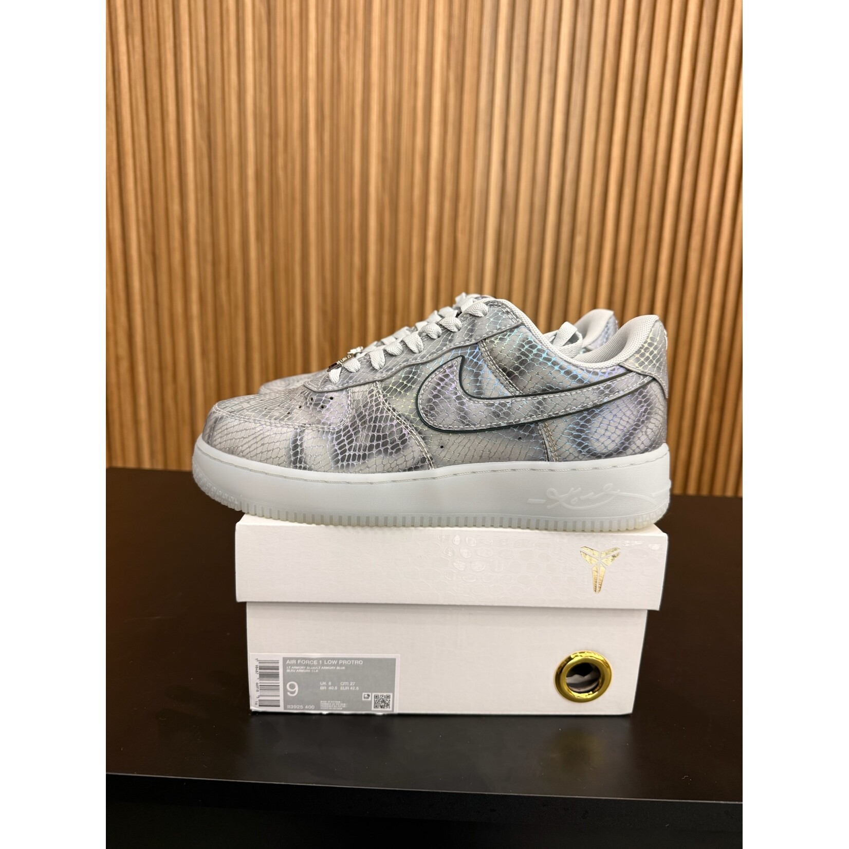 Nike Nike Air Force 1 Low Protro Kobe Bryant Lenticular Size 9, PREOWNED