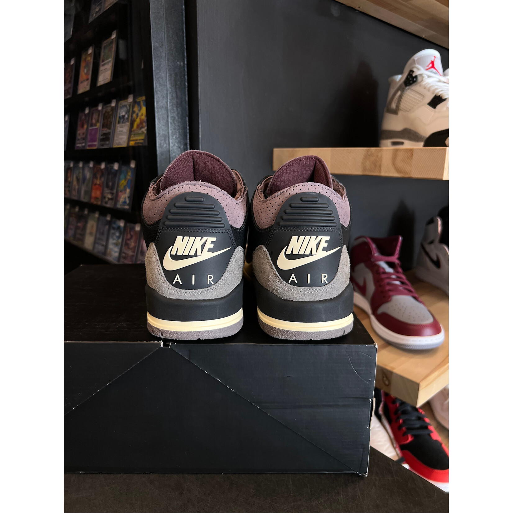 Jordan Jordan 3 Retro OG SP A Ma Maniére While You Were Sleeping (Women's) Size 11.5, PREOWNED