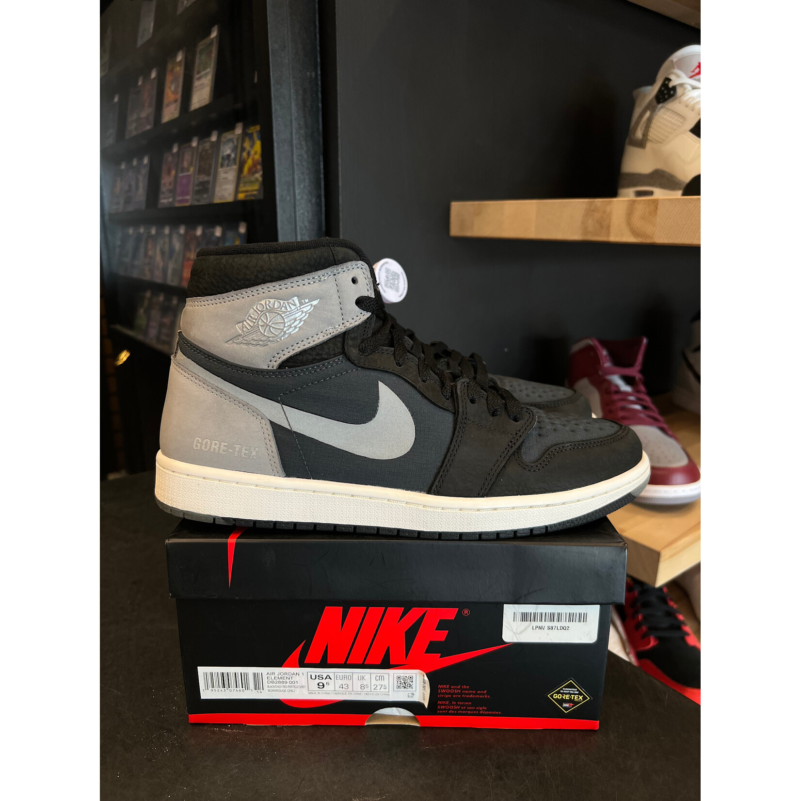 Jordan Jordan 1 Retro High Element Gore-Tex Black Particle Grey Size 9.5, PREOWNED